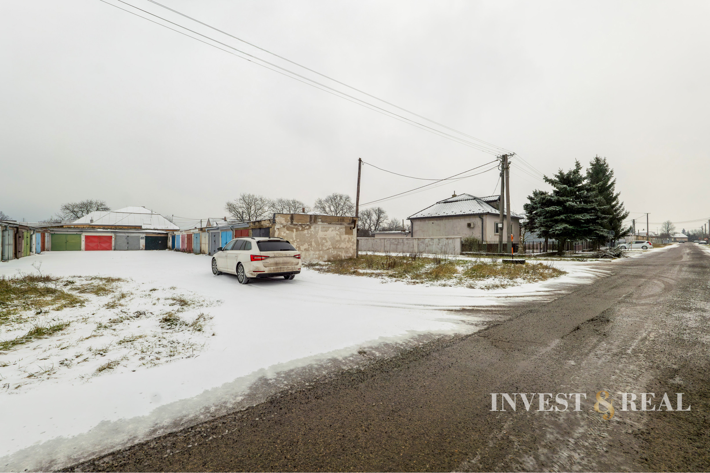 Predaj investičnej garáže s nájomcom | Strážske