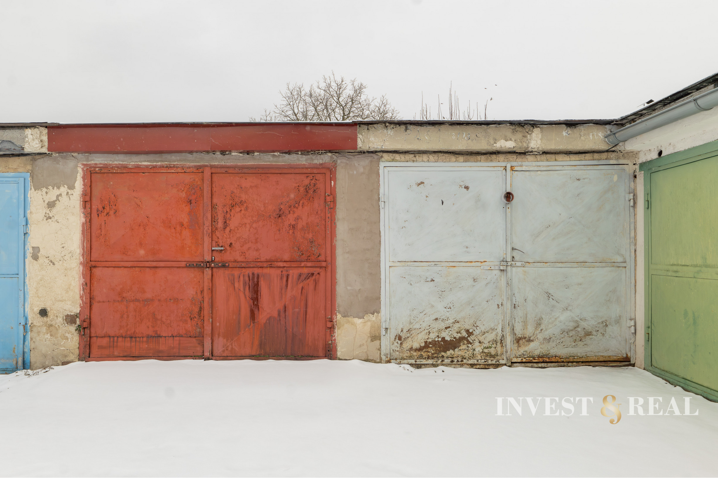 Predaj investičnej garáže s nájomcom | Strážske