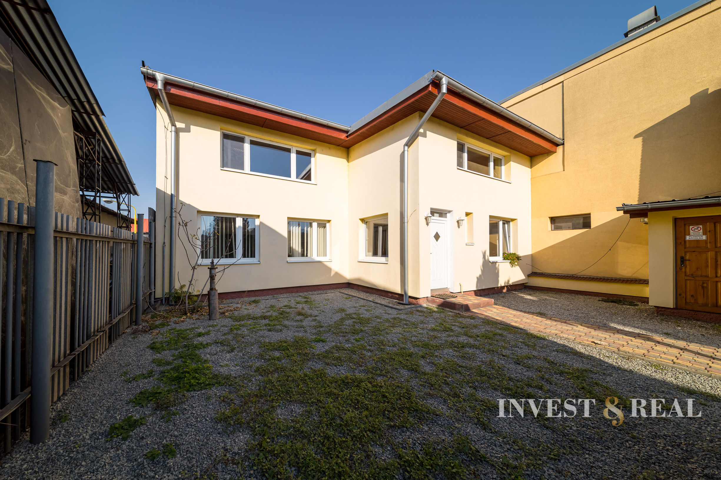 Prenájom rod. domu na kancelárske využite | Košice - Juh