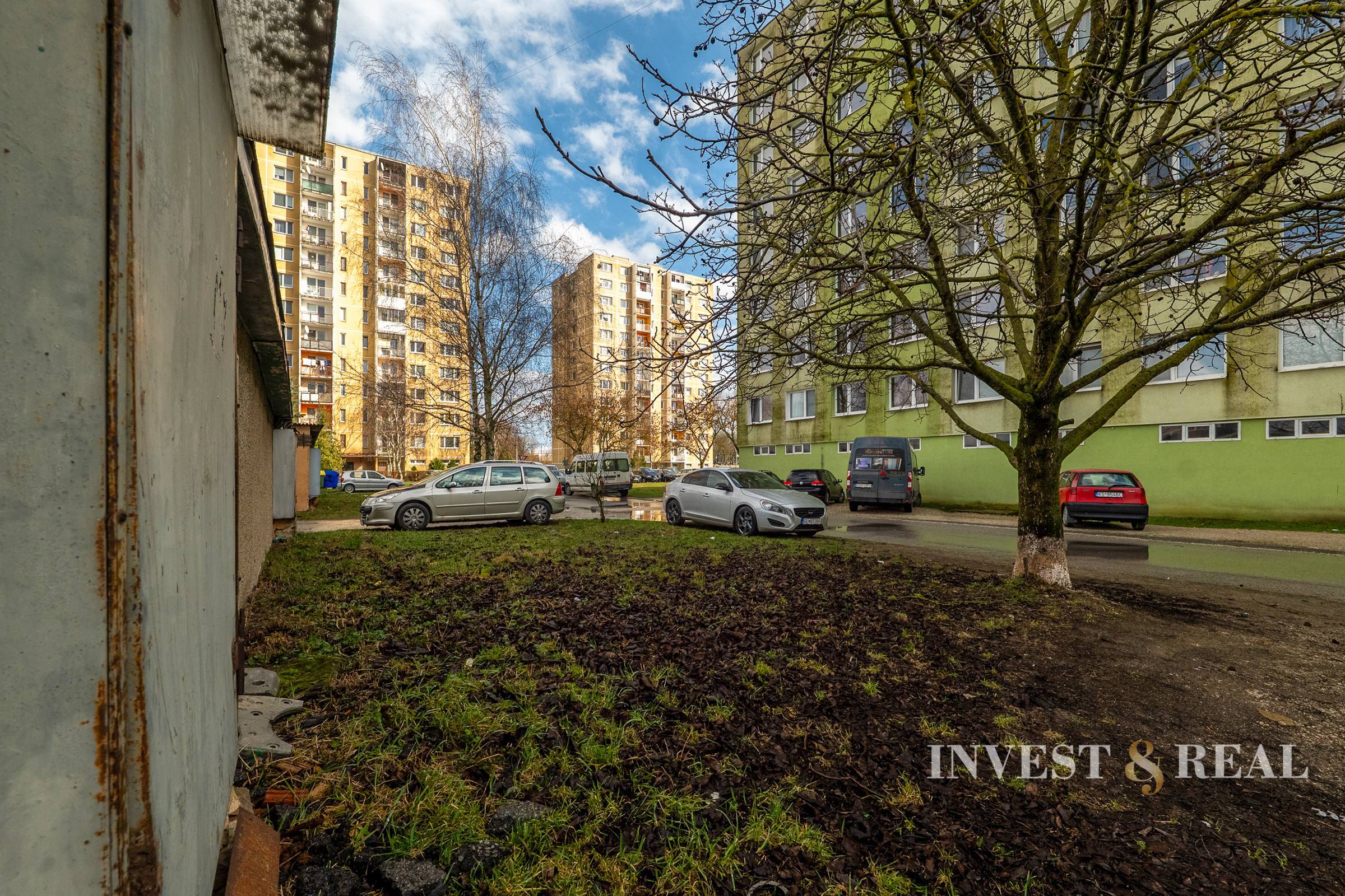 REZERVOVANÉ | GARÁŽ s montážnou jamou a elektrinou | Severná