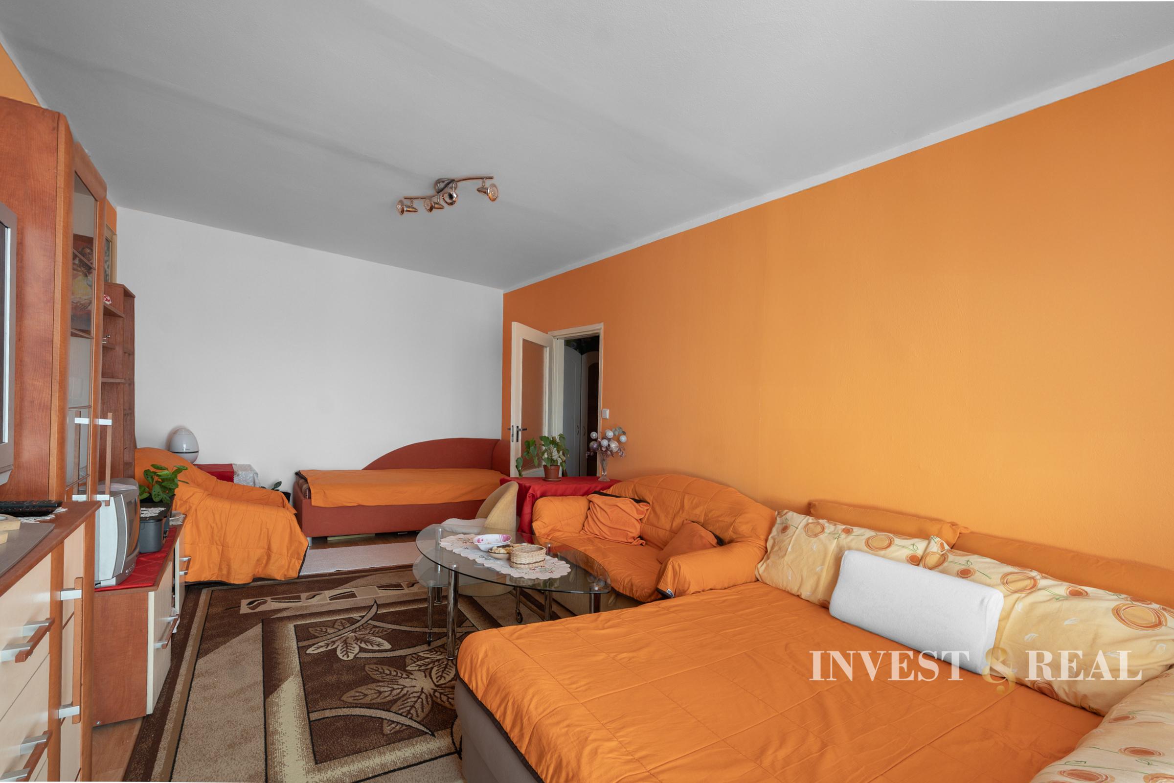 1-izbový byt s dvoma balkónmi | Prakovce - pri Gelnici