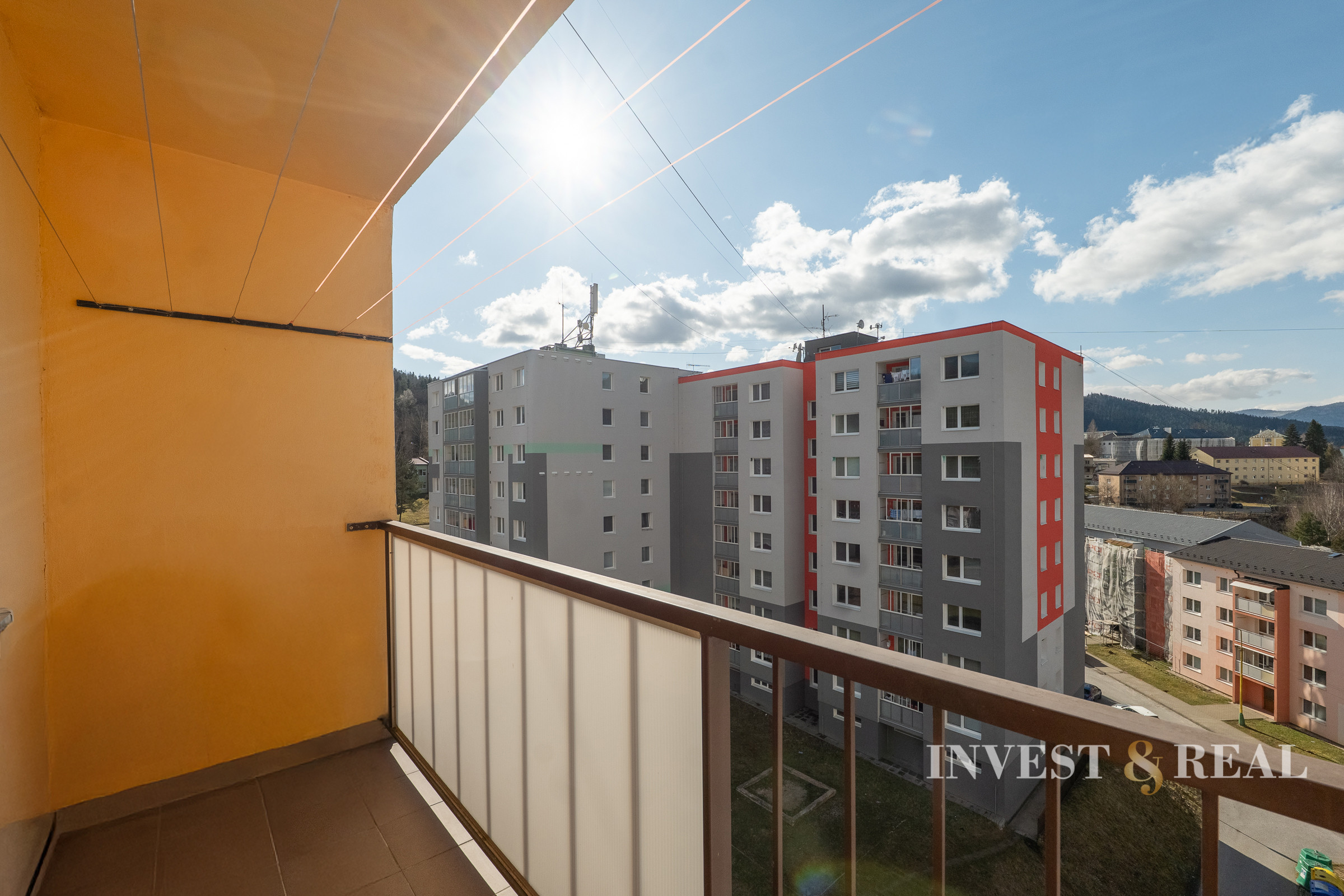 1-izbový byt s dvoma balkónmi | Prakovce - pri Gelnici