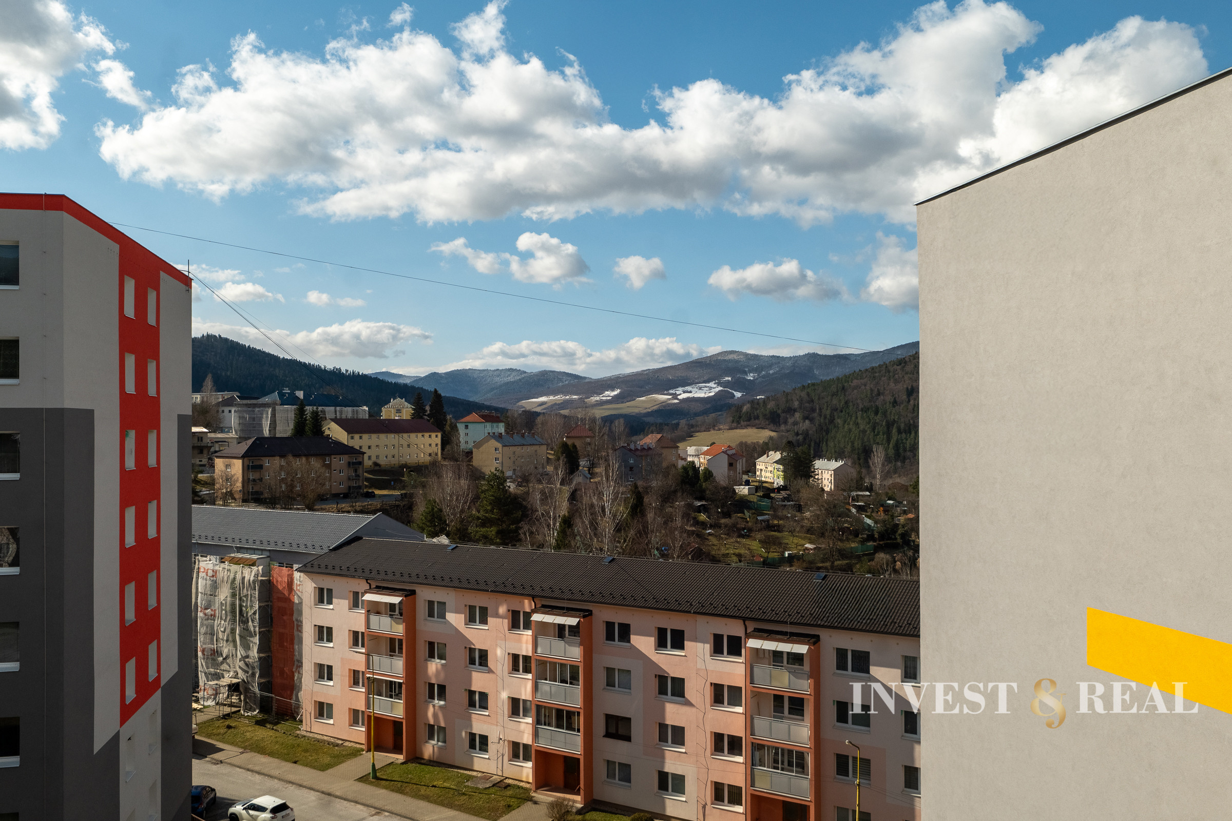 1-izbový byt s dvoma balkónmi | Prakovce - pri Gelnici