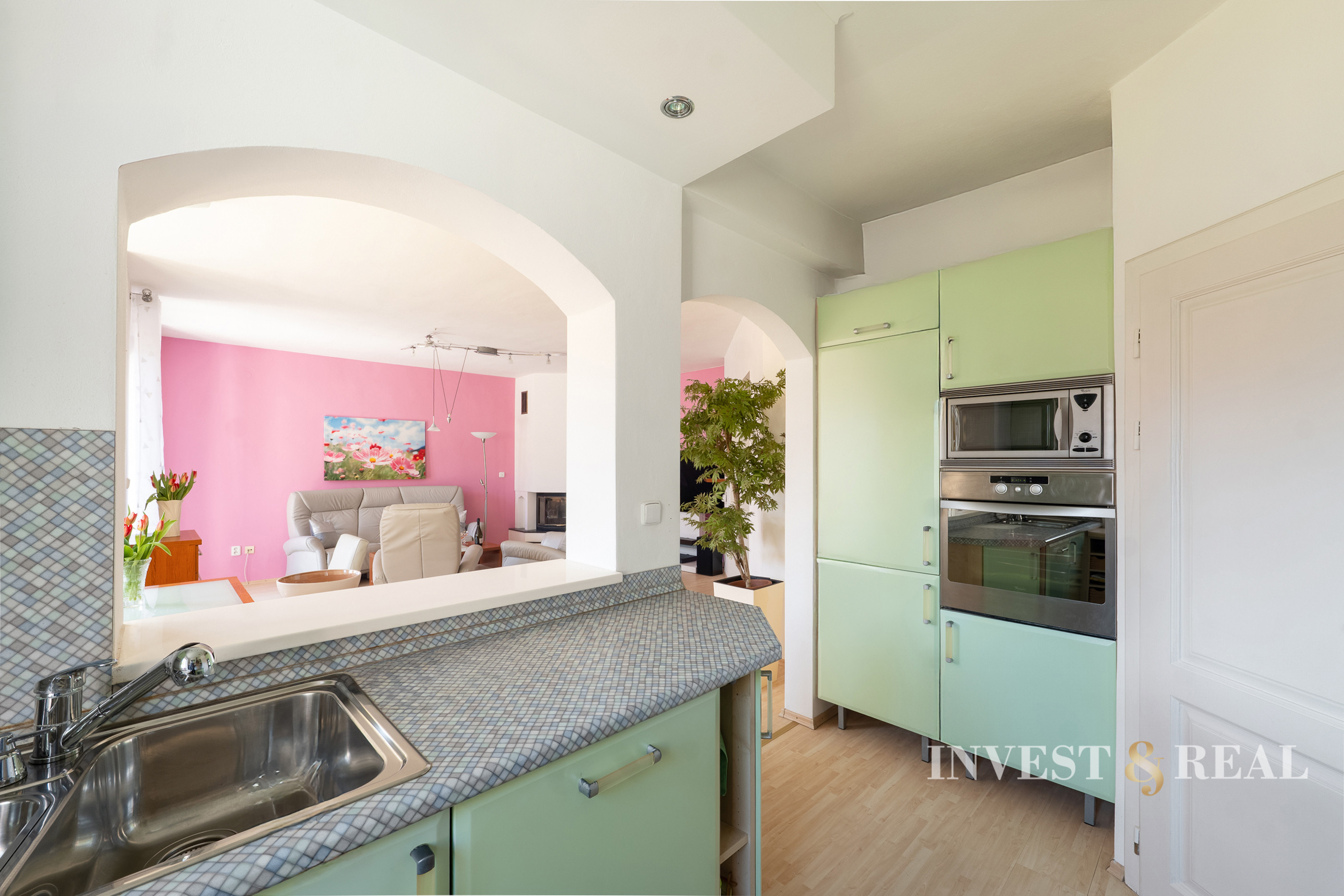 Rodinný dom v srdci Rožňavy s veľkorysým priestorom a dušou