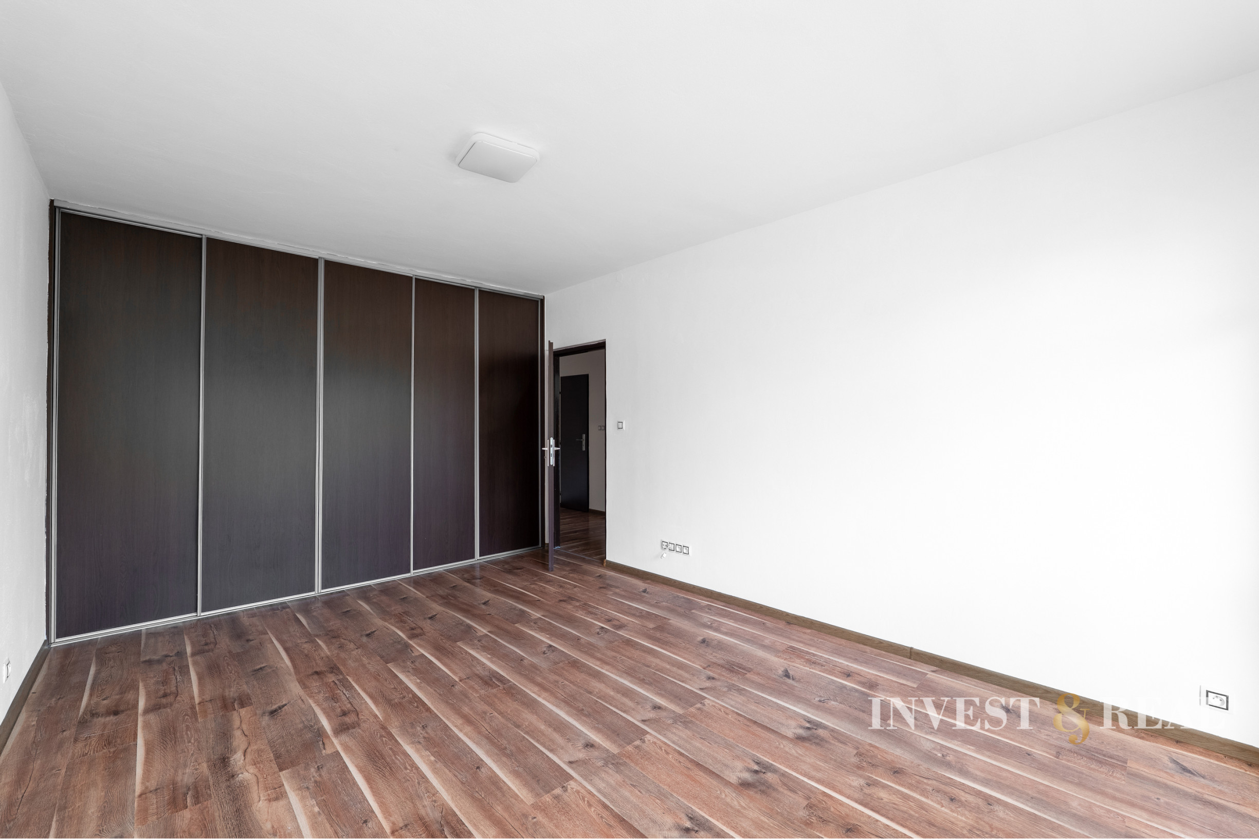 Zrekonštruovaný 3 izbový byt | Rovníková 10 - Nad Jazerom