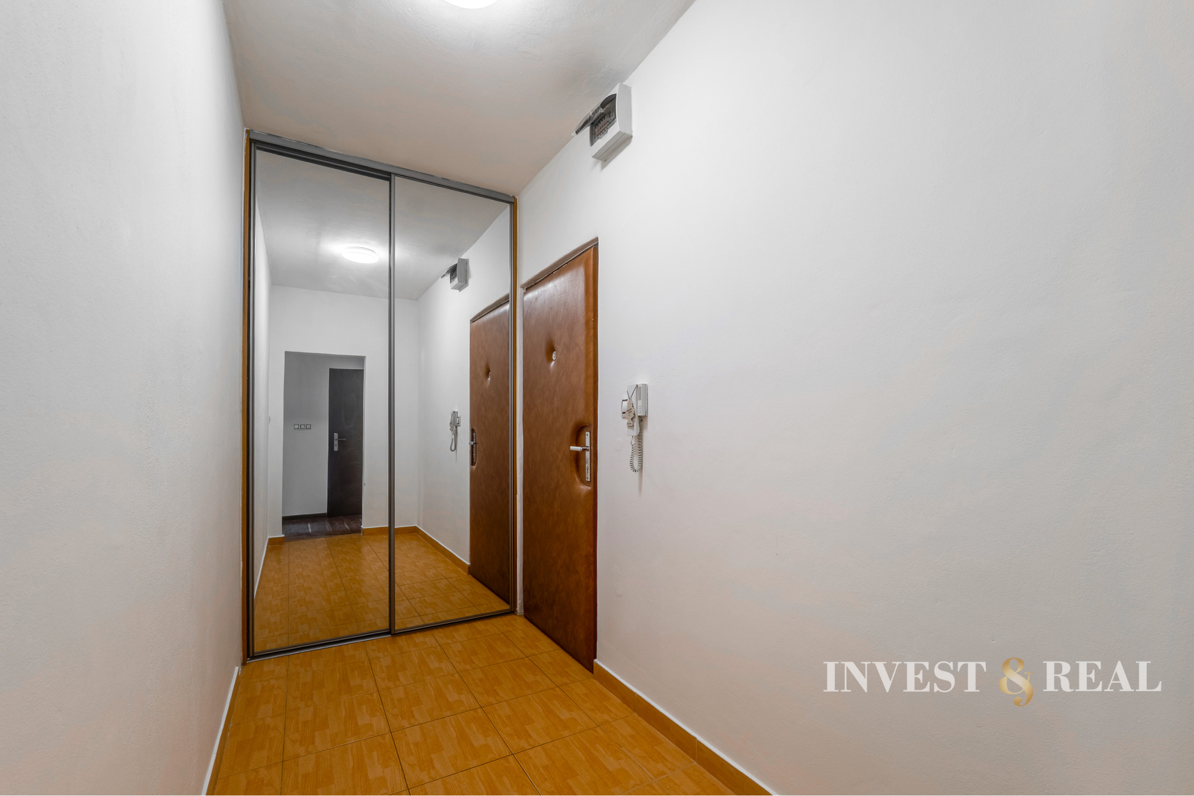 Zrekonštruovaný 3 izbový byt | Rovníková 10 - Nad Jazerom