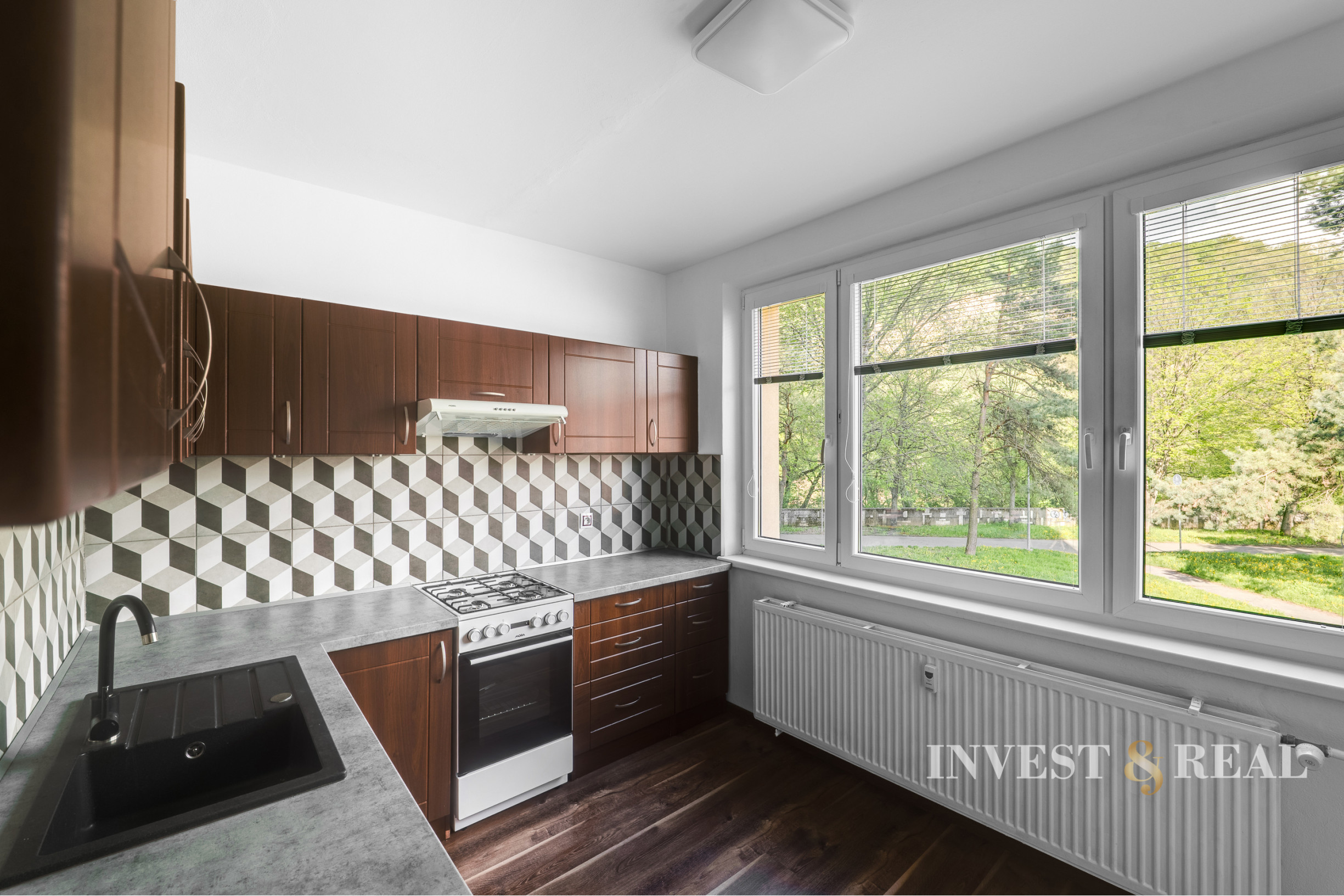 Zrekonštruovaný 3 izbový byt | Rovníková 10 - Nad Jazerom