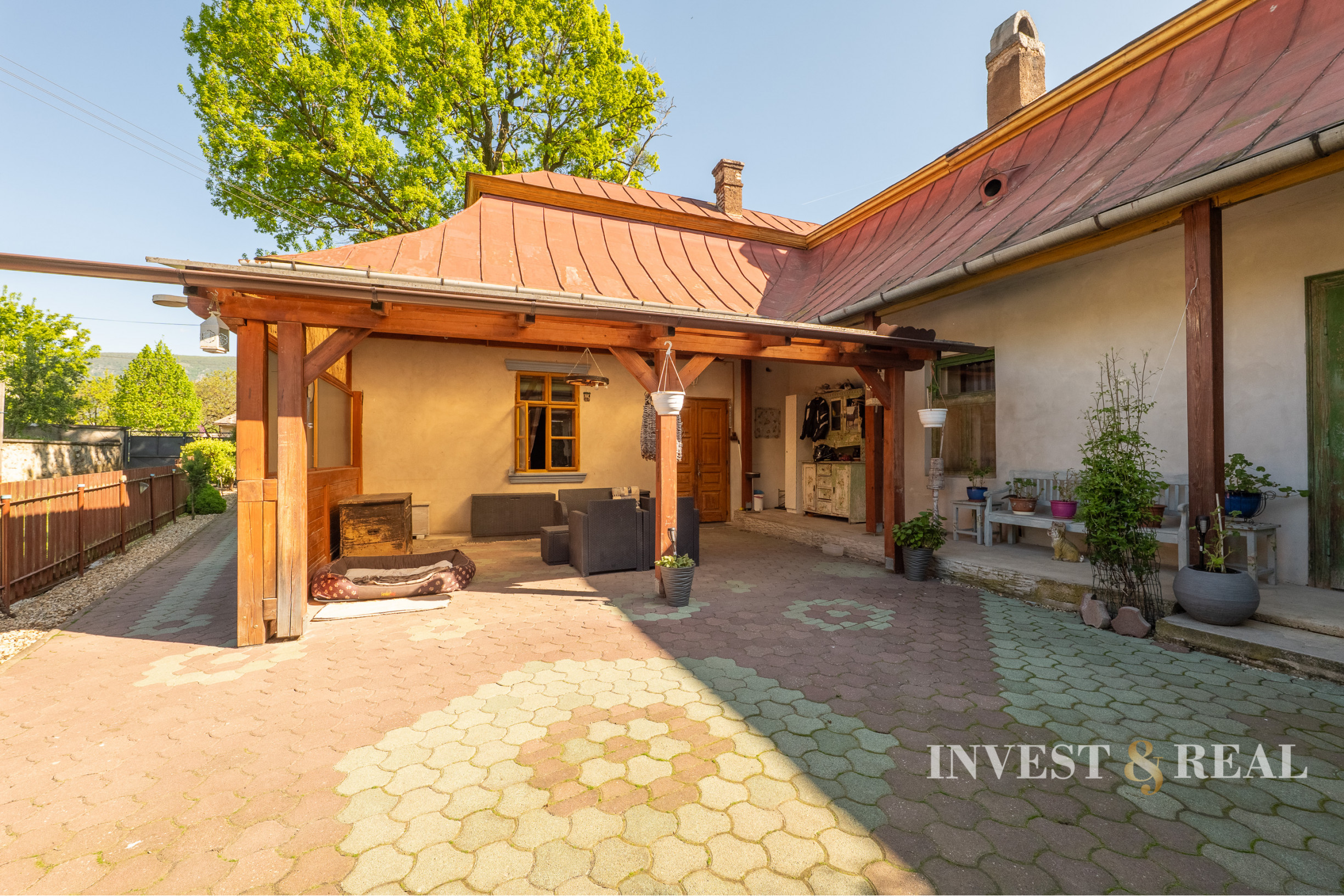 Historický zemiansky DOM vo Včelároch