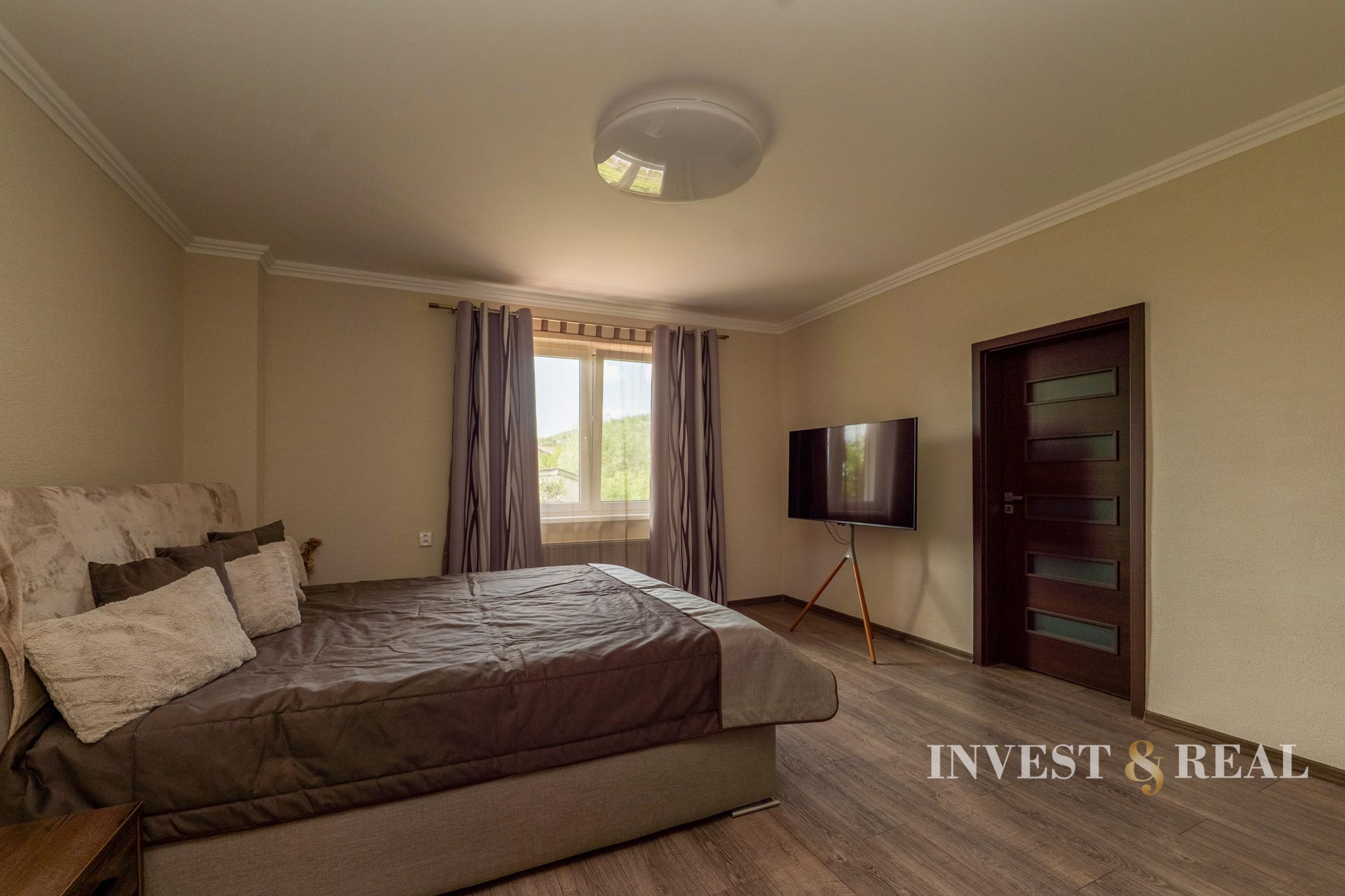 NA PREDAJ | Zabehnutá maloobchodná prevádzka FRESH s vysokým ročným obratom + rodinný dom a pozemok | Kráľovský Chlmec