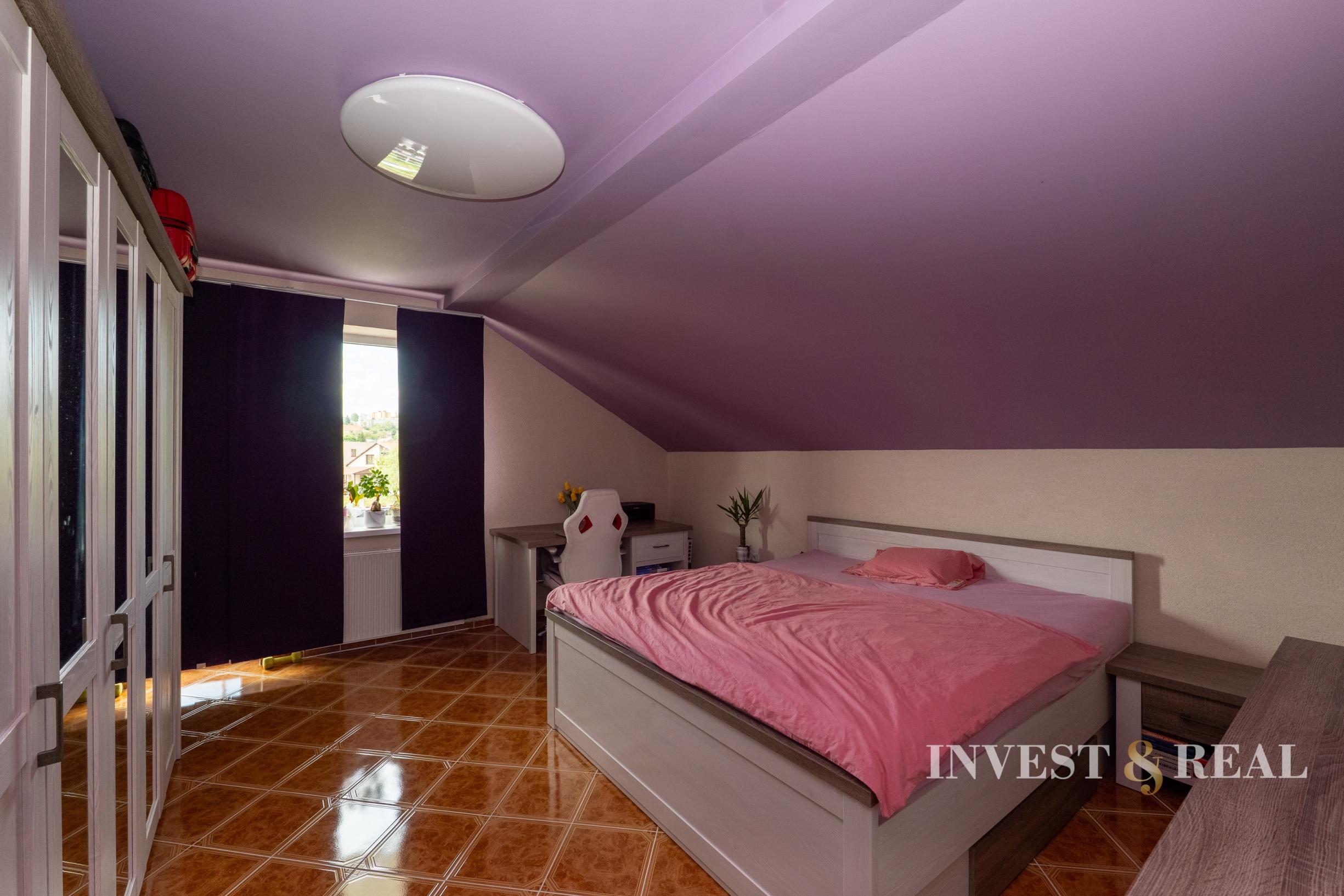 NA PREDAJ | Zabehnutá maloobchodná prevádzka FRESH s vysokým ročným obratom + rodinný dom a pozemok | Kráľovský Chlmec