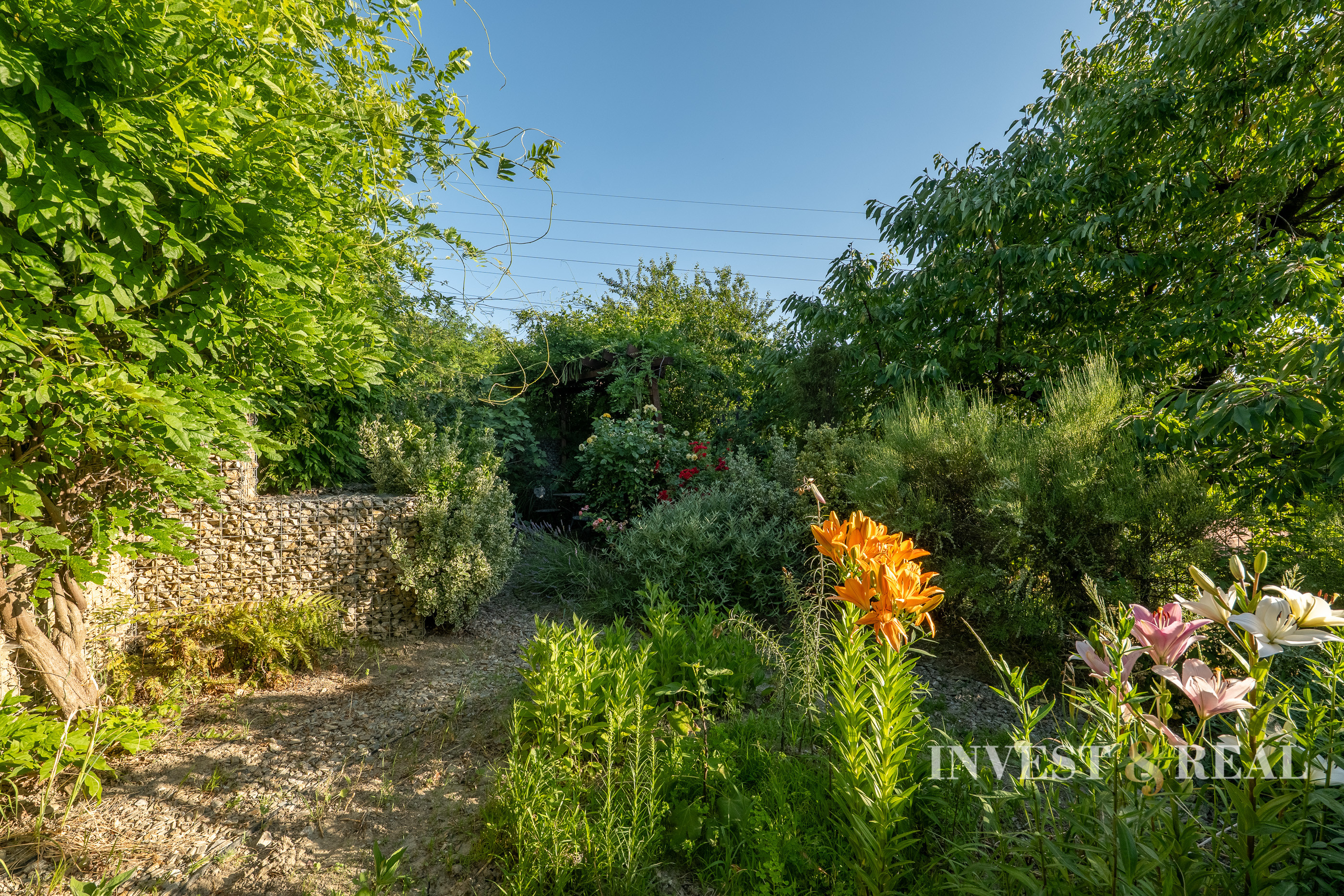 Pozemok s chatkou na podnikanie aj relax | Vyšné Opátske