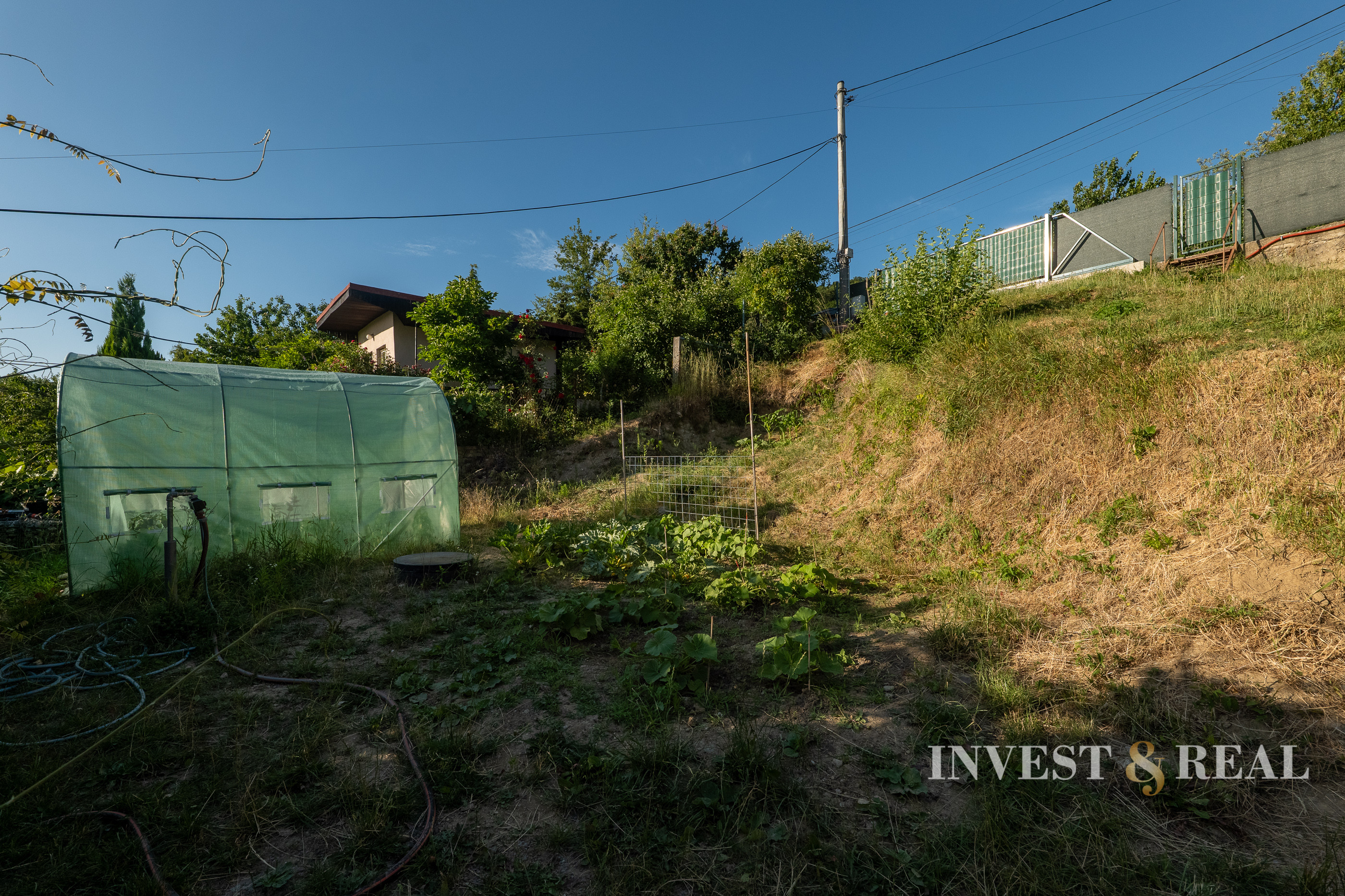 Pozemok s chatkou na podnikanie aj relax | Vyšné Opátske