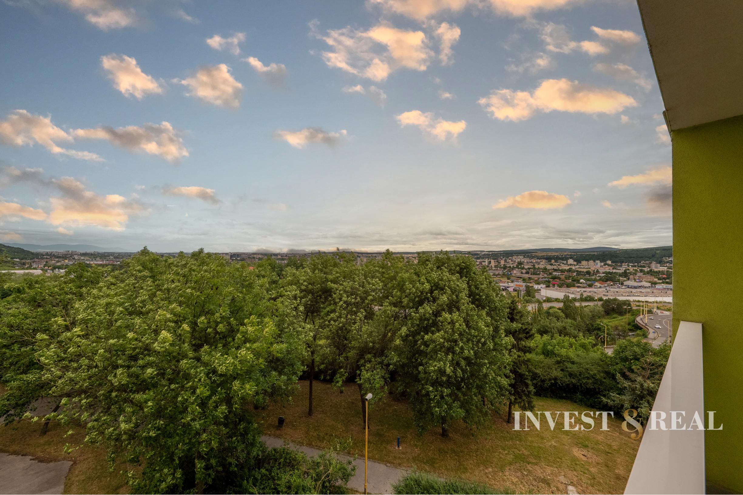 Priestranný 2-izbový byt  na prenájom | Kurská - Furča