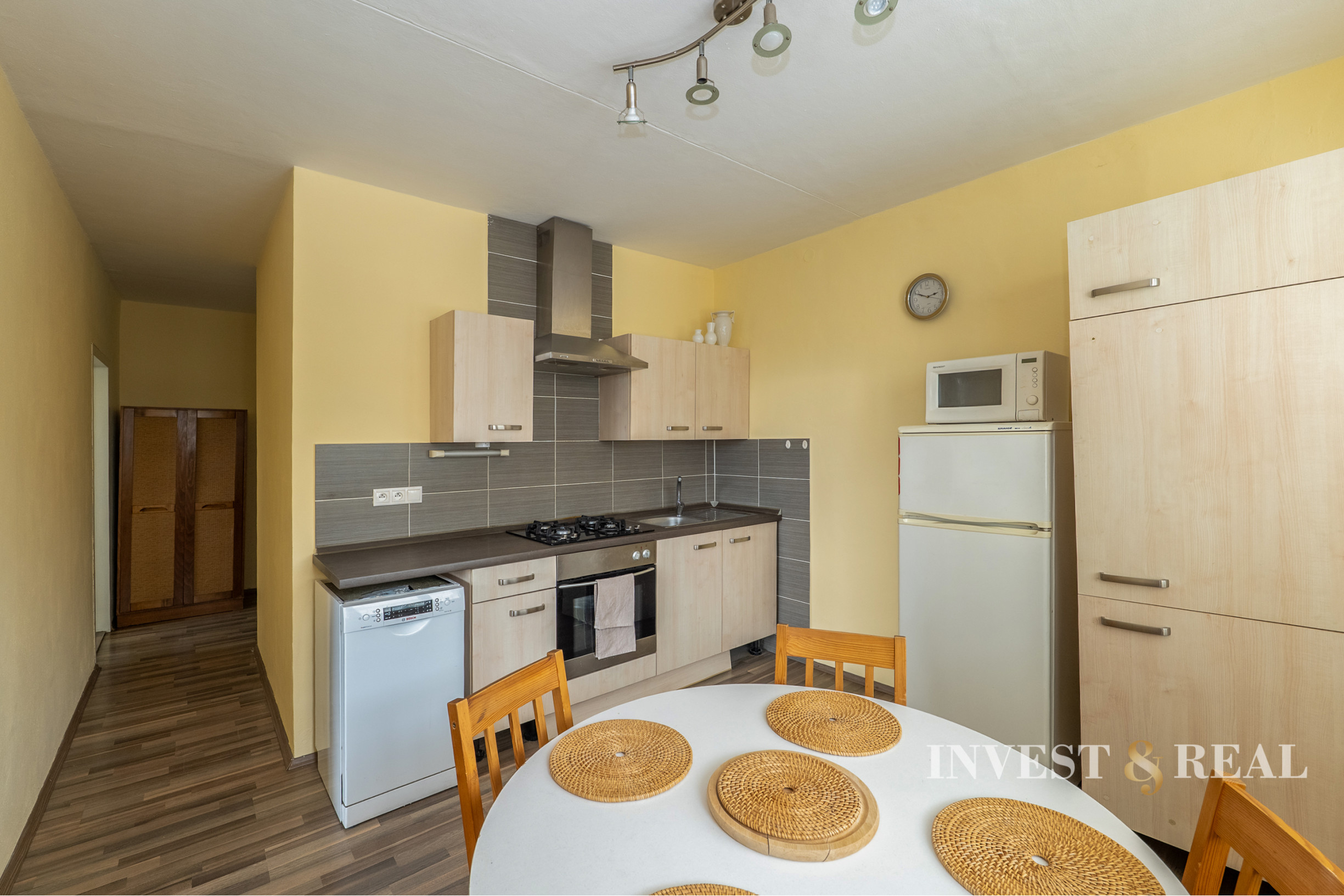 Priestranný 2-izbový byt  na prenájom | Kurská - Furča