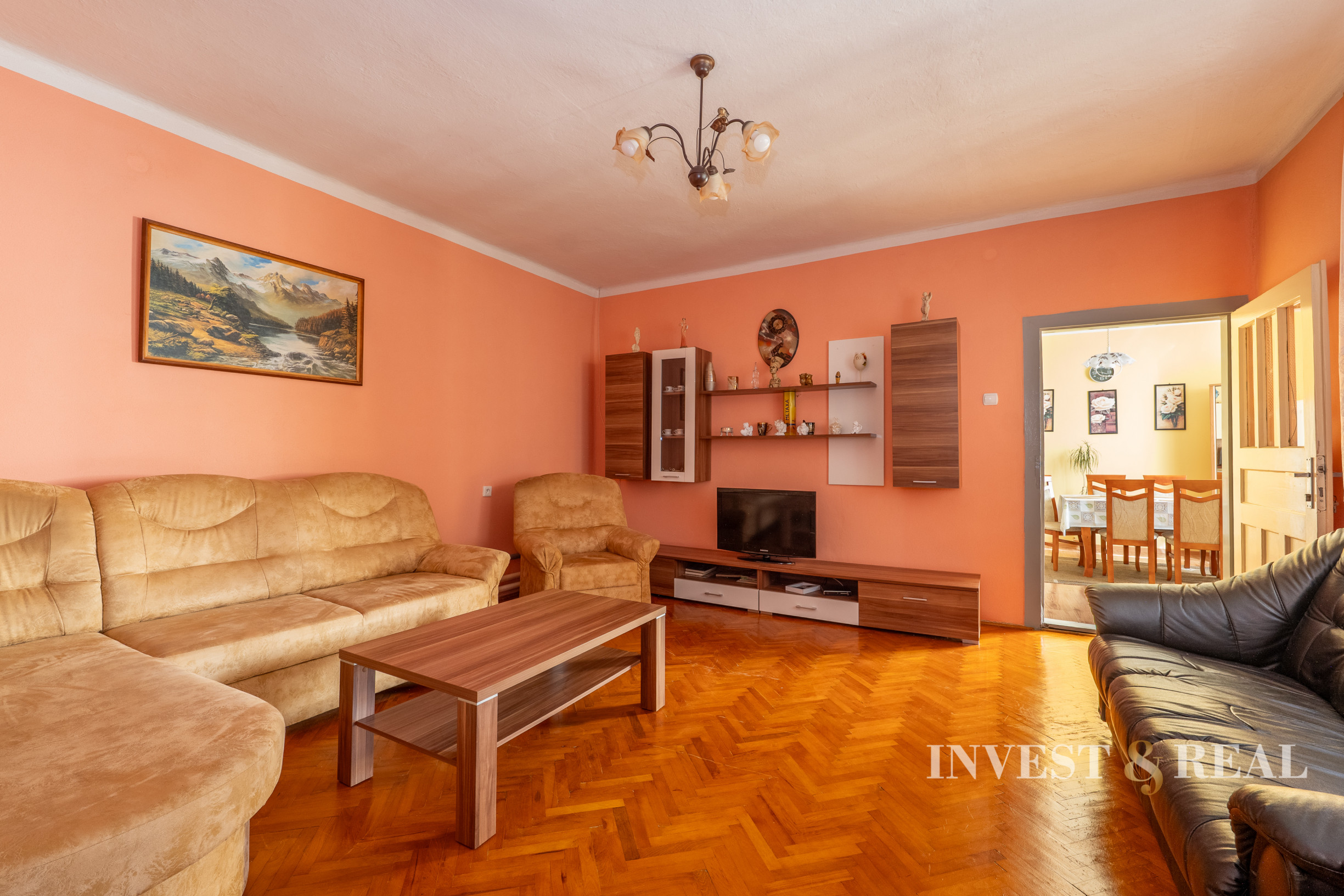 REZERVOVANÉ | Rodinný dom | 2 064 m² | Komárovce