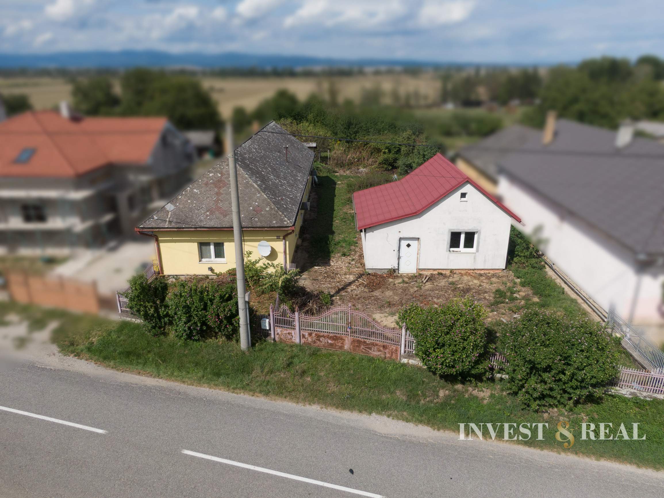 REZERVOVANÉ | 2 rodinné domy s pozemkom | Buzica