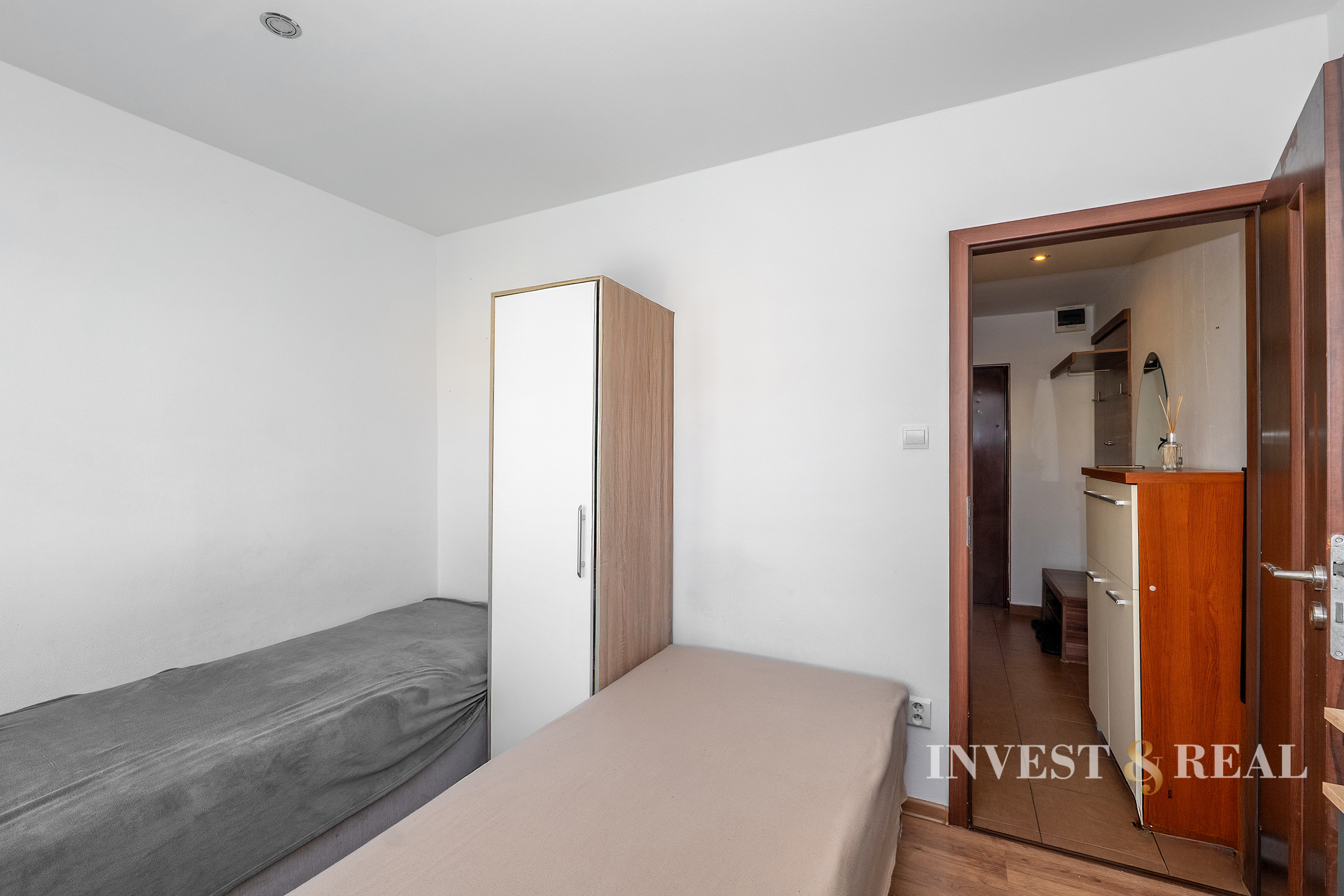 REZERVOVANÉ | 1,5-izbový byt po rekonštrukcii | Terasa