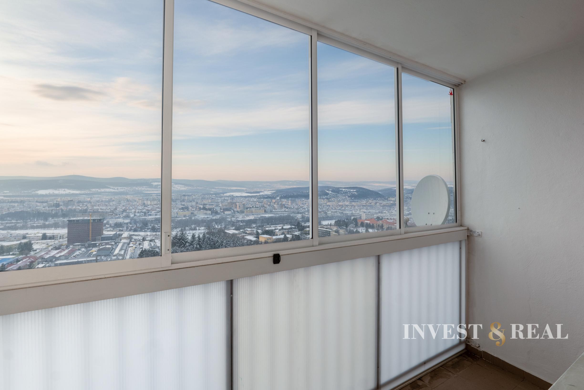 NA PRENÁJOM | Svetlý 2-izbový moderný byt s dvoma loggiami