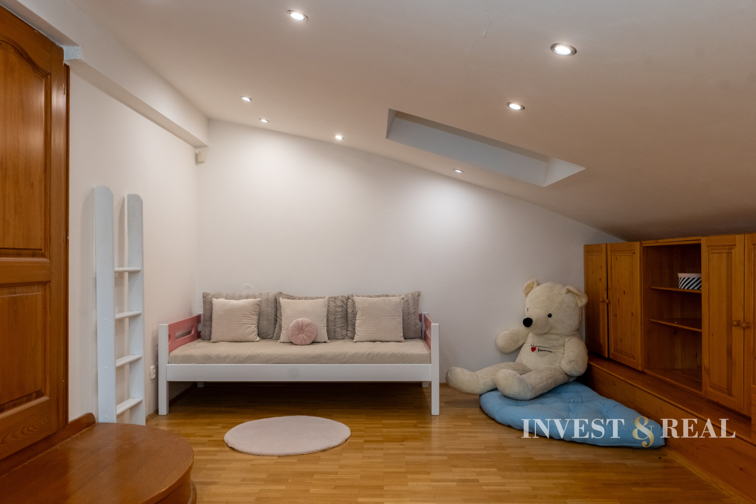 4-izbový svetlom zaplavený mezonetový byt | Košice - Furča