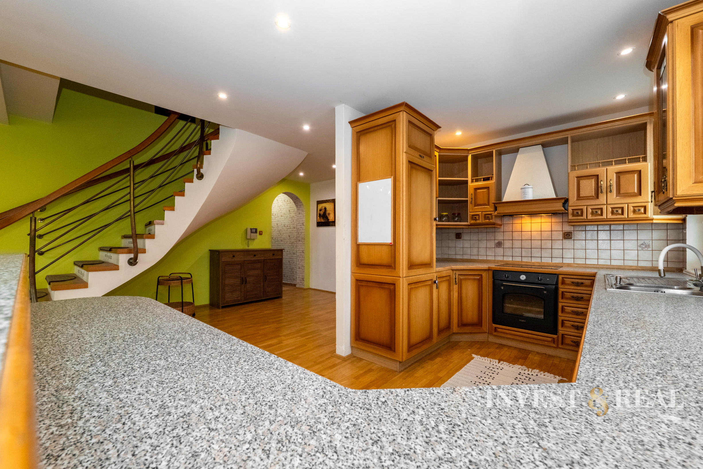 4-izbový svetlom zaplavený mezonetový byt | Košice - Furča