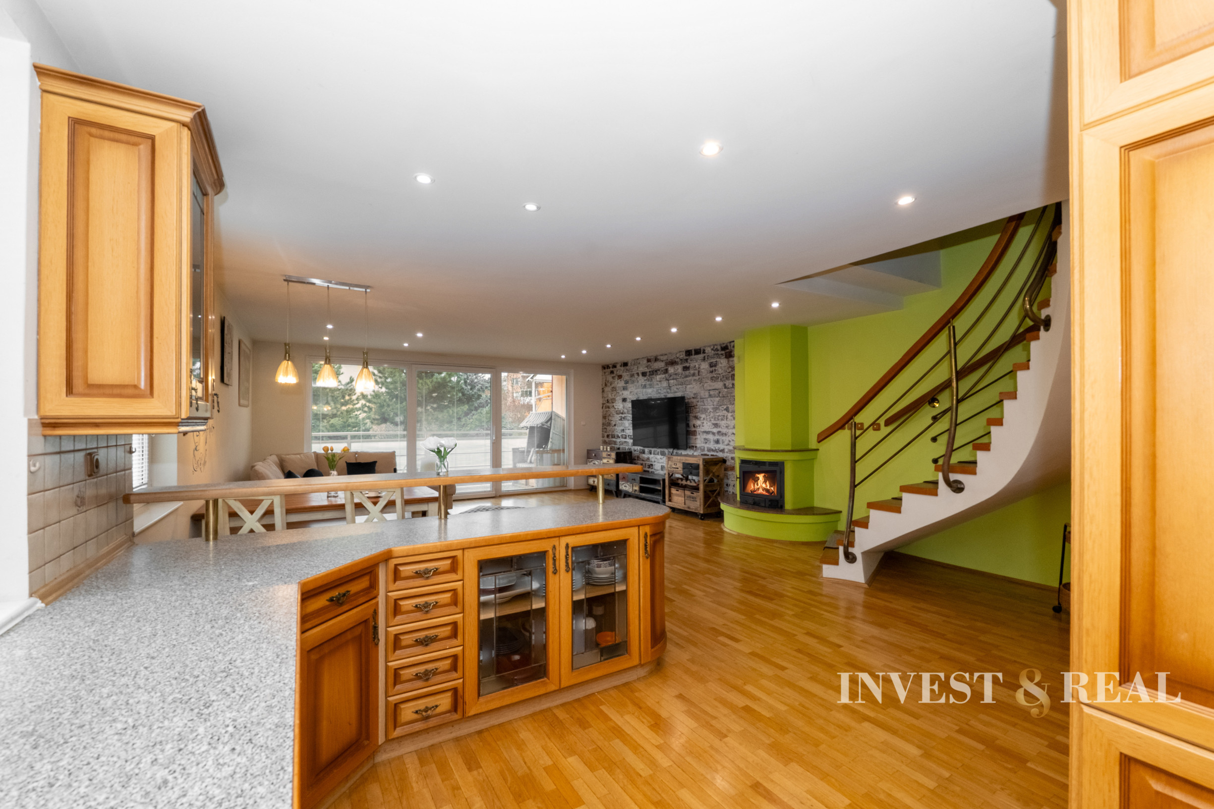 4-izbový svetlom zaplavený mezonetový byt | Košice - Furča