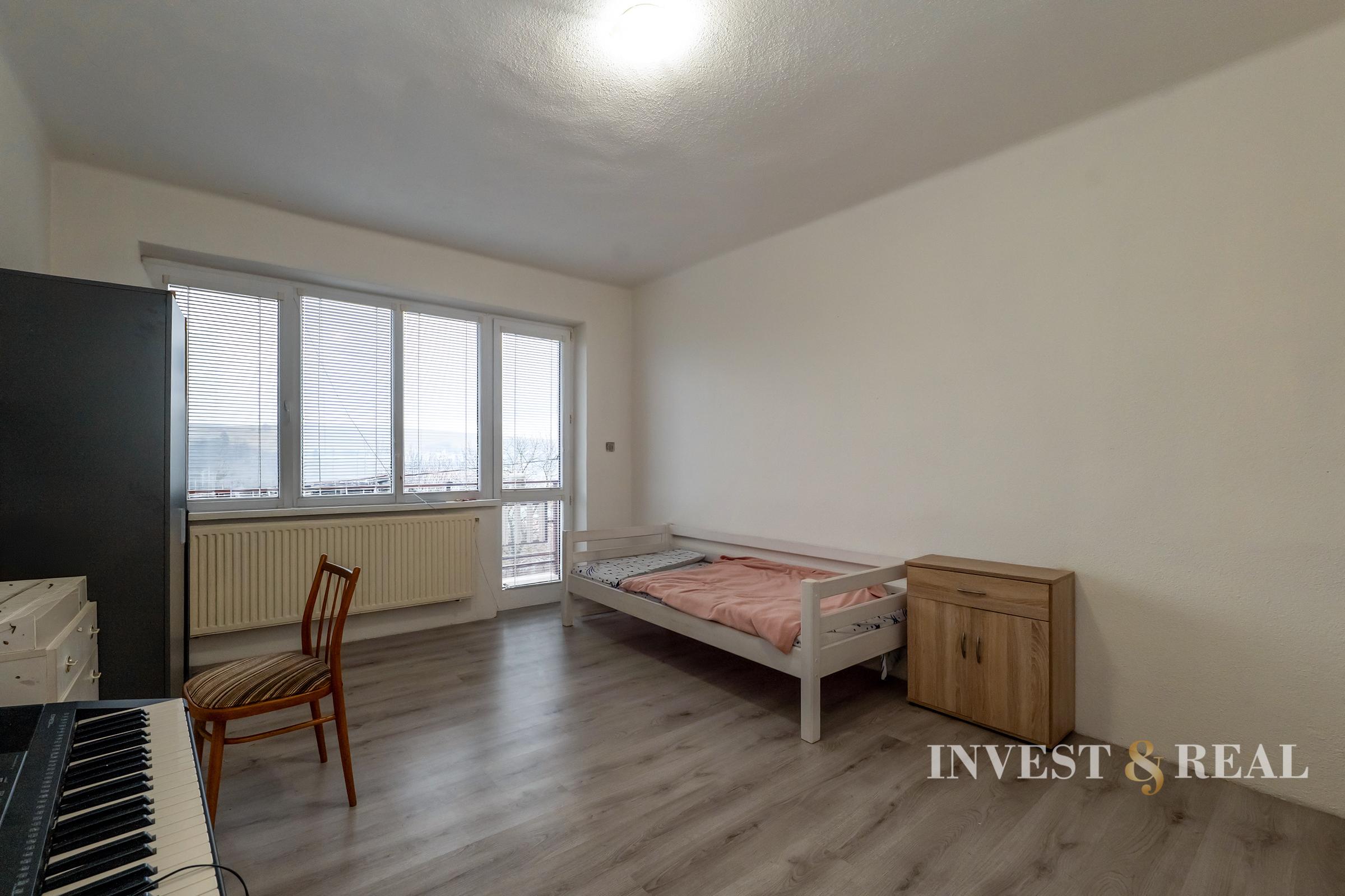 EXKLUZÍVNE | 5-izbový dom v Medzeve pod lesom