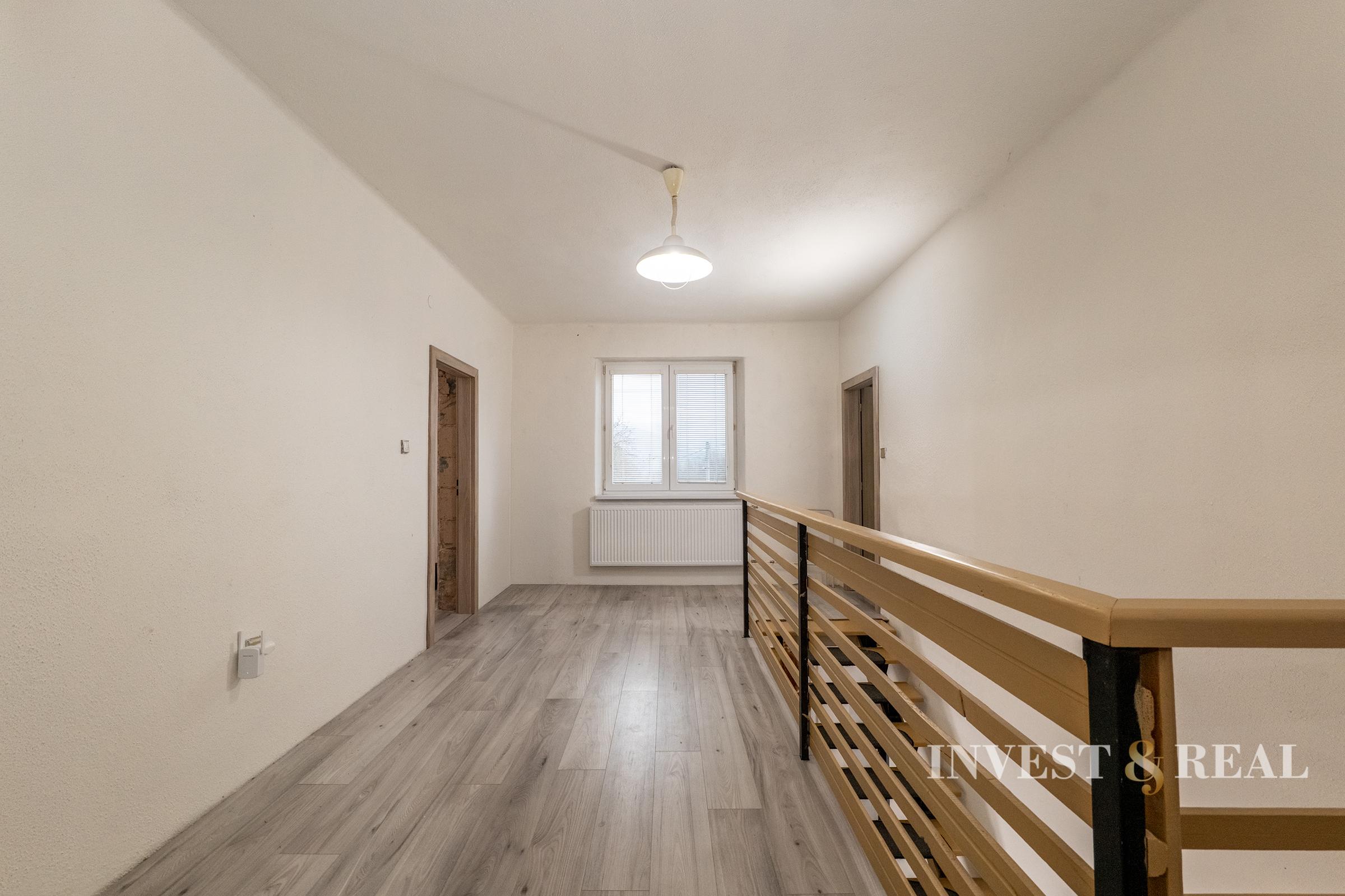 EXKLUZÍVNE | 5-izbový dom v Medzeve pod lesom