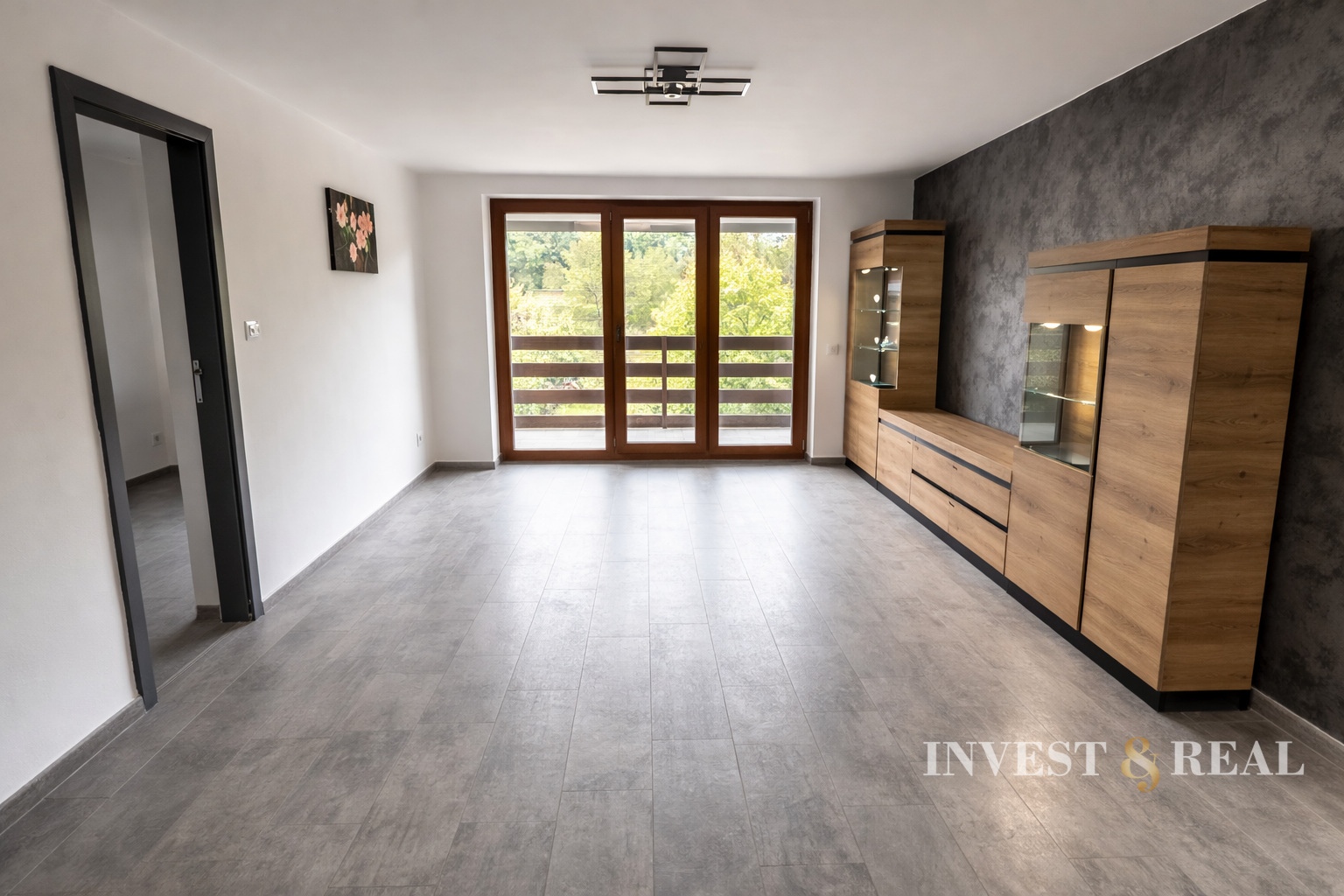 Moderný 3-izbový byt po kompletnej rekonštrukcii | Smolník