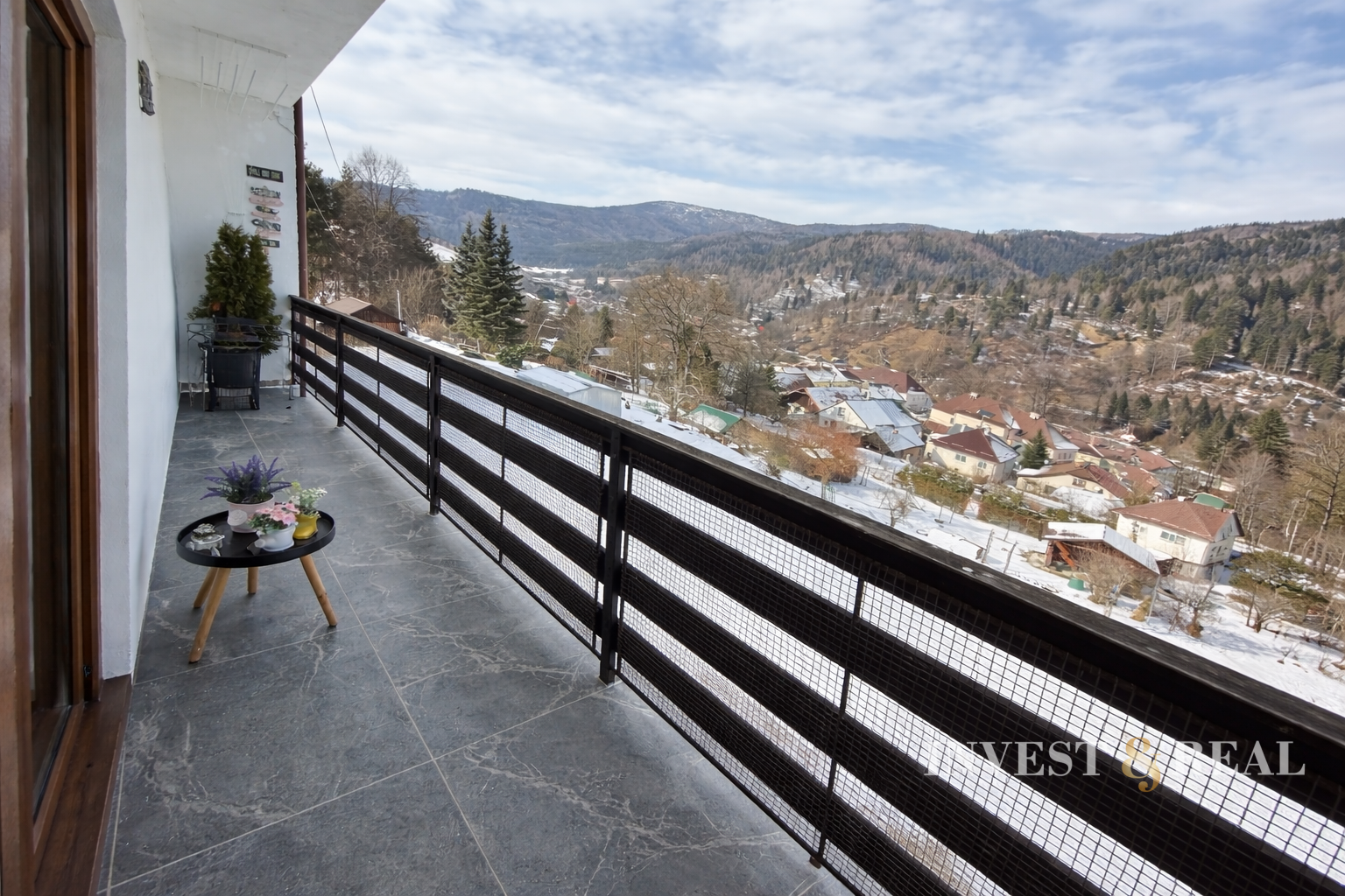 Moderný 3-izbový byt po kompletnej rekonštrukcii | Smolník