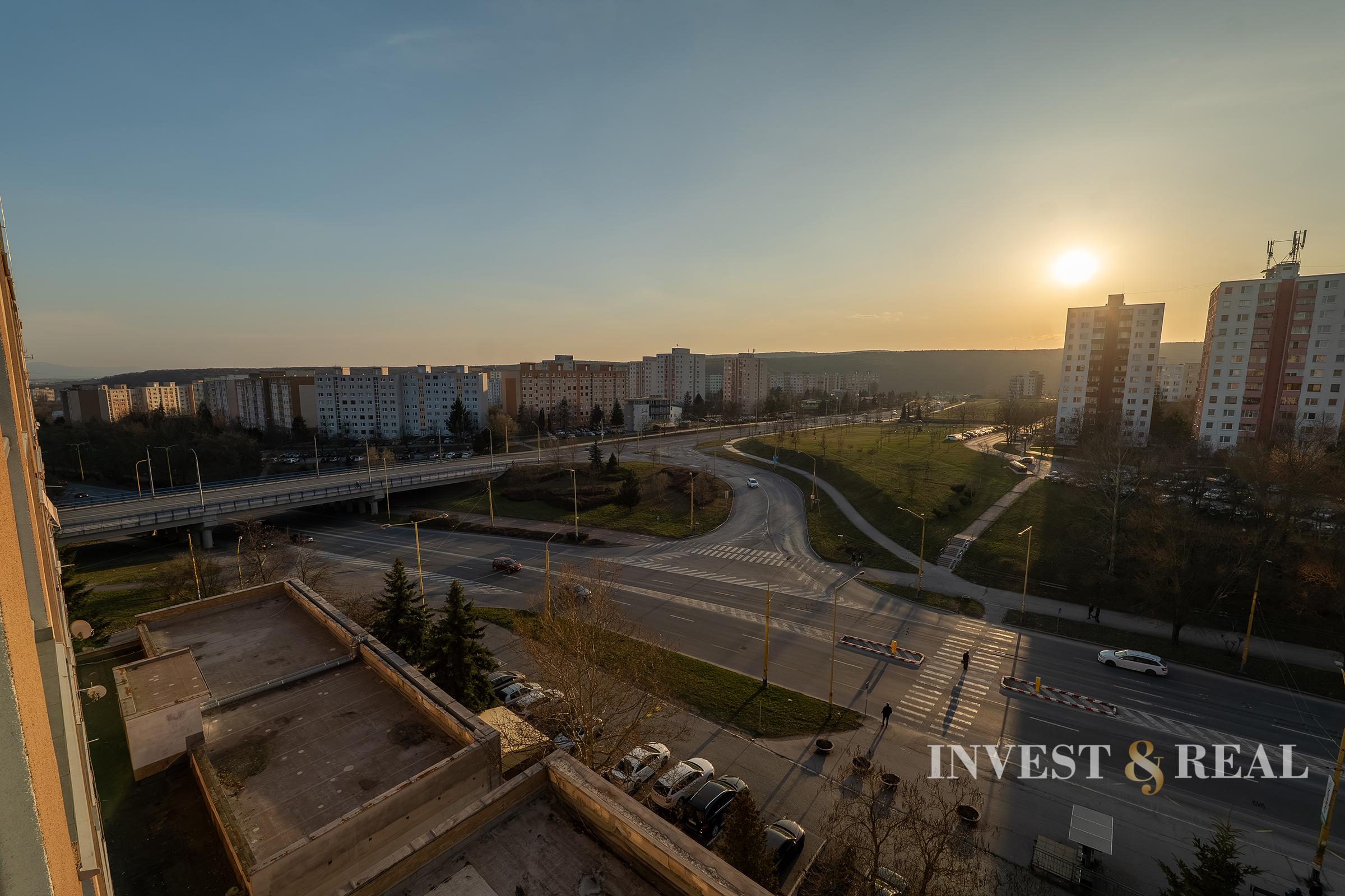 4-izbový klimatizovaný byt po rekonštrukcii s loggiou | KVP