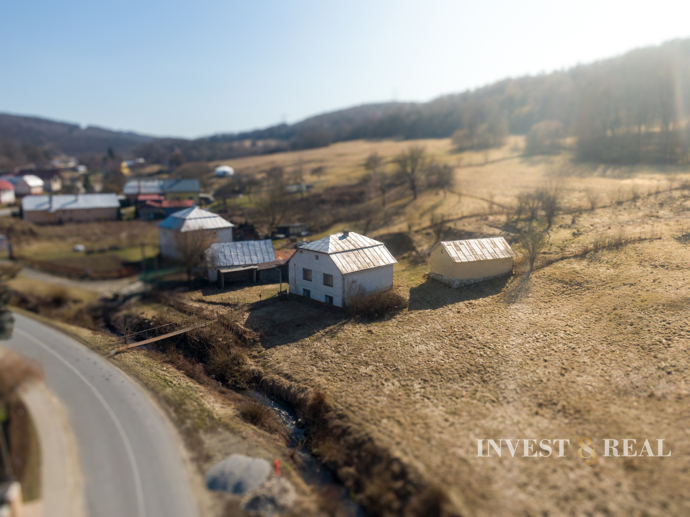 Starší rodinný dom s veľkorysým pozemkom | 3 093 m²