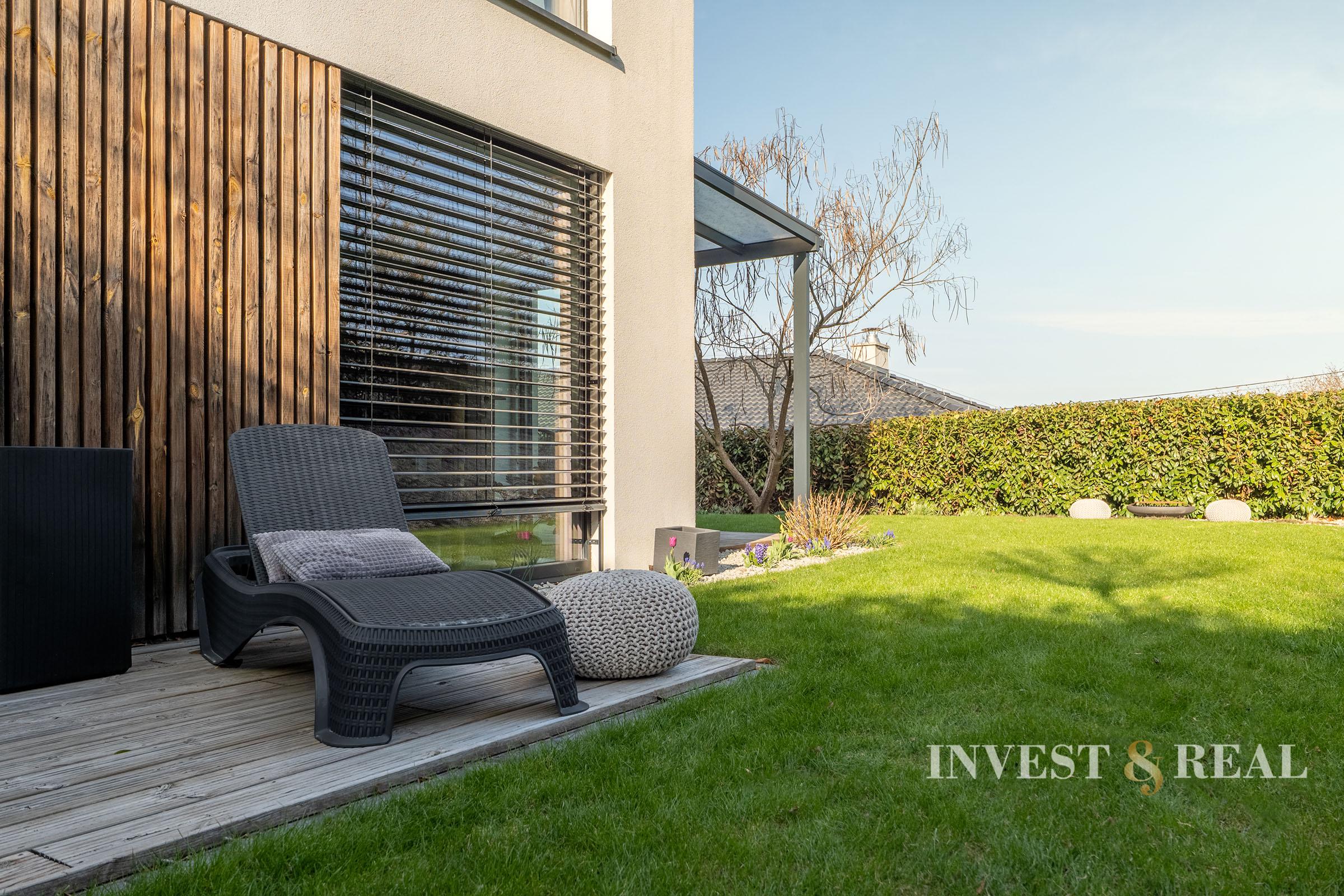 ZÁHRADNÉ SADY | 2 izbový byt s vlastným pozemkom 241 m²