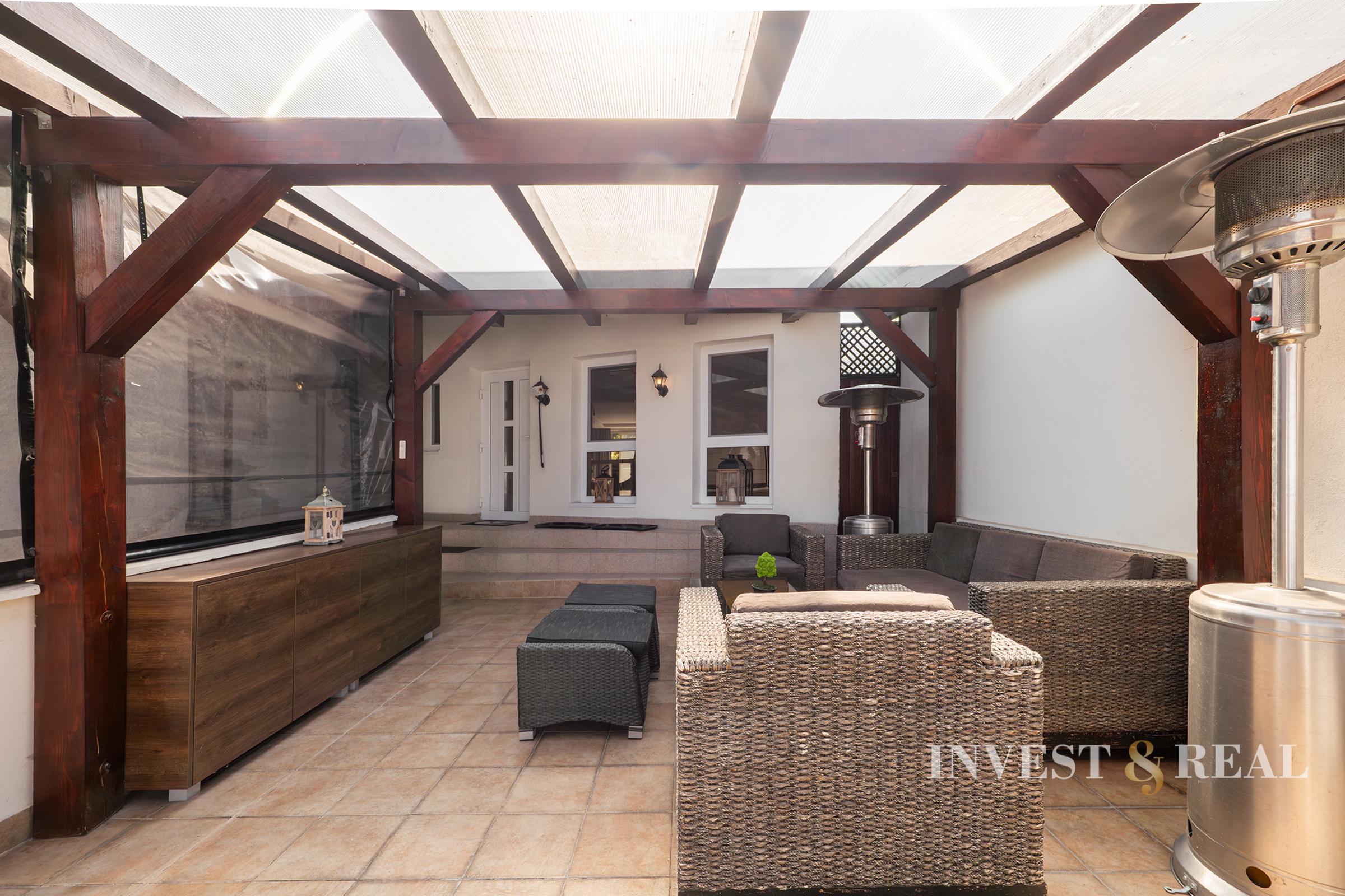 Moderný a atypický rodinný dom s garážou | Železníky