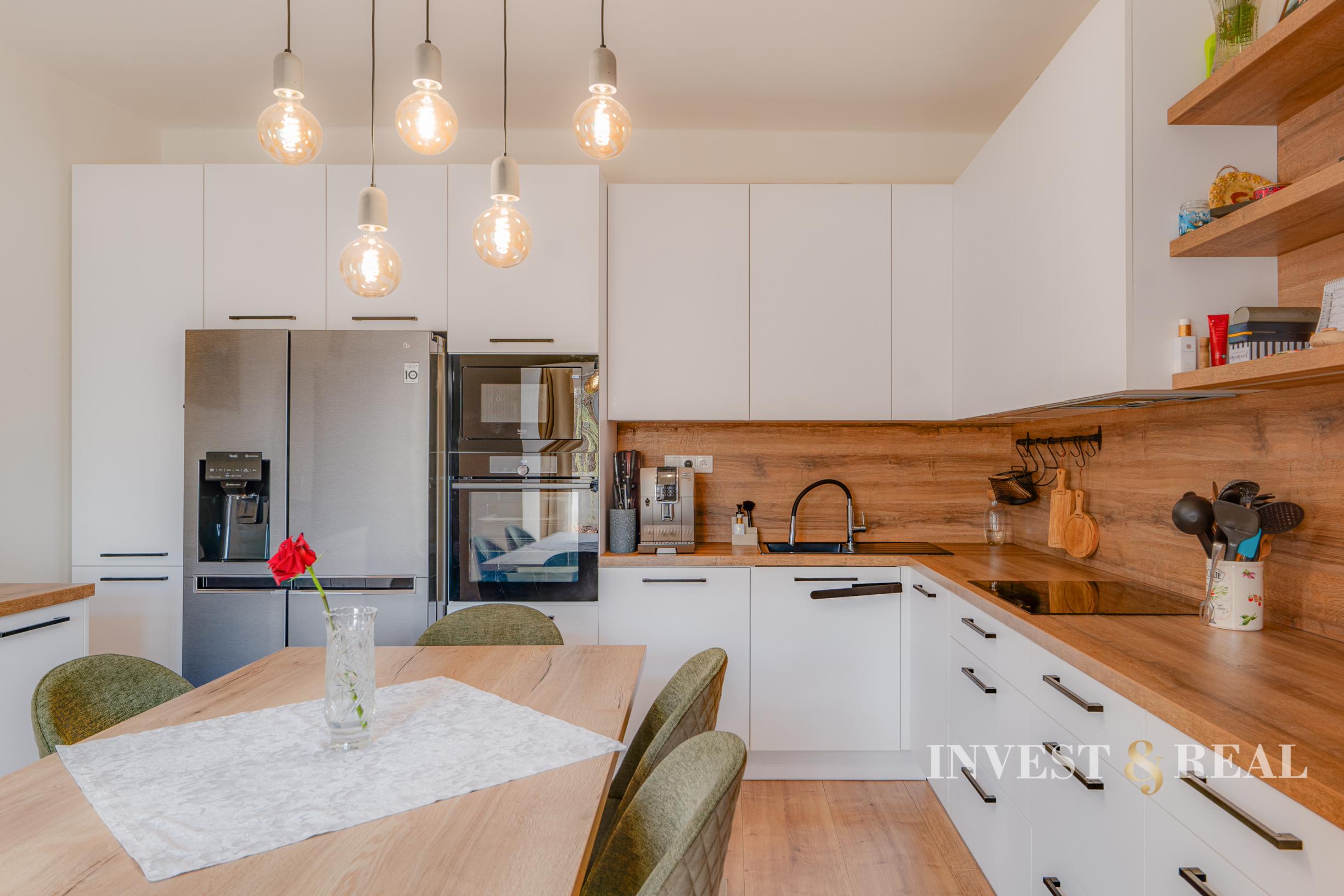 4-izbový bungalov | 140 m² + 40 m² terasa | Pereš