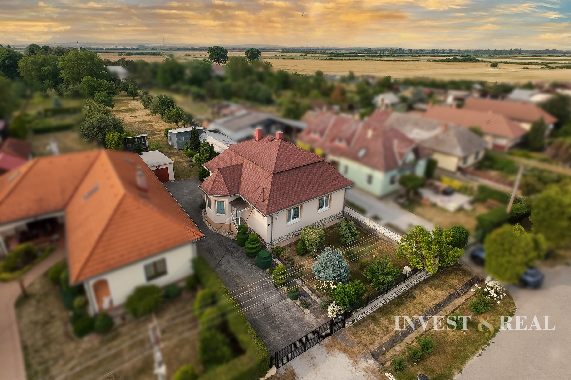 Rodinný dom s veľkorysým pozemkom | 2 330 m² | Nižný Lanec