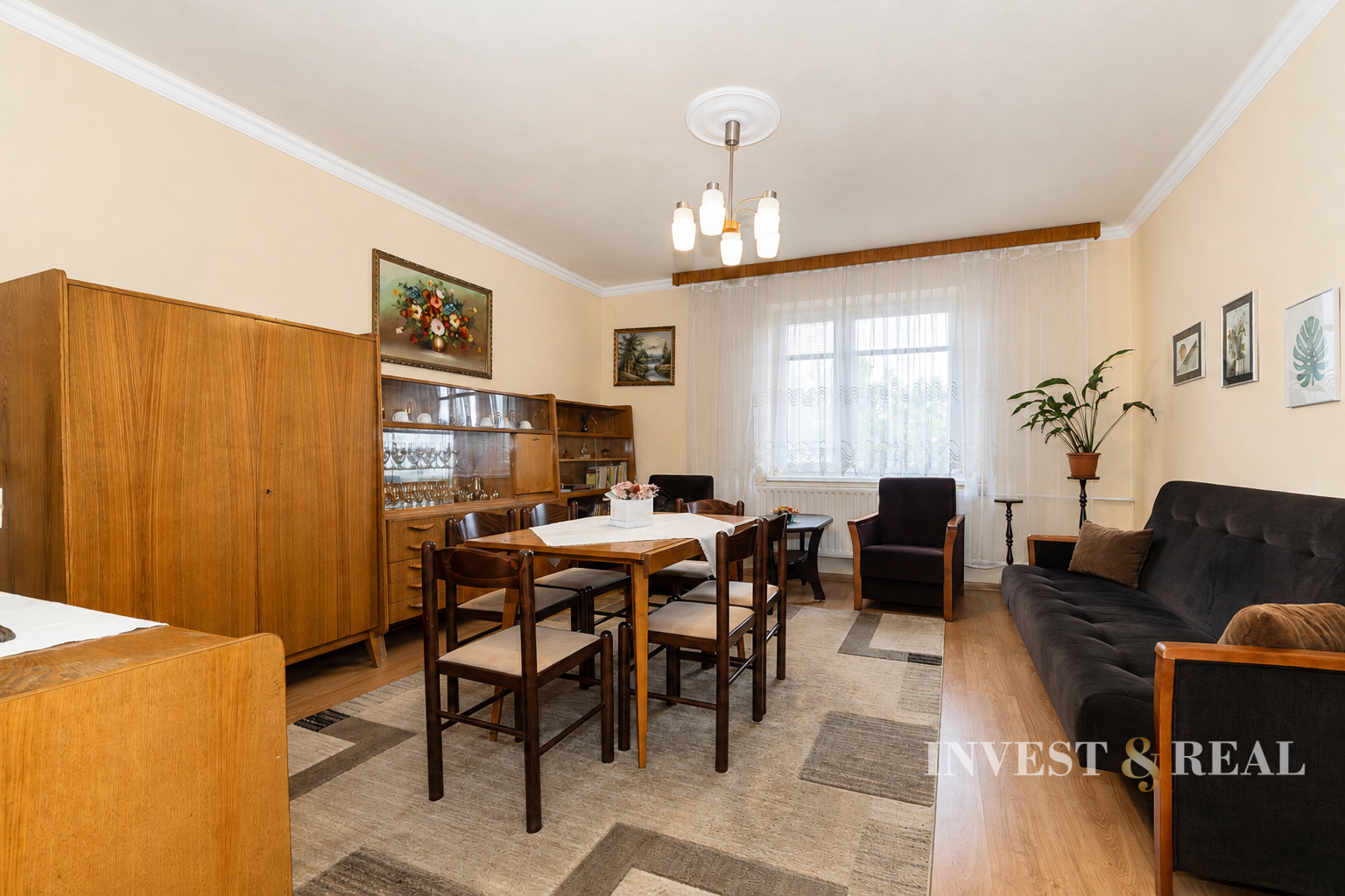 Rodinný dom s veľkorysým pozemkom | 2 330 m² | Nižný Lanec