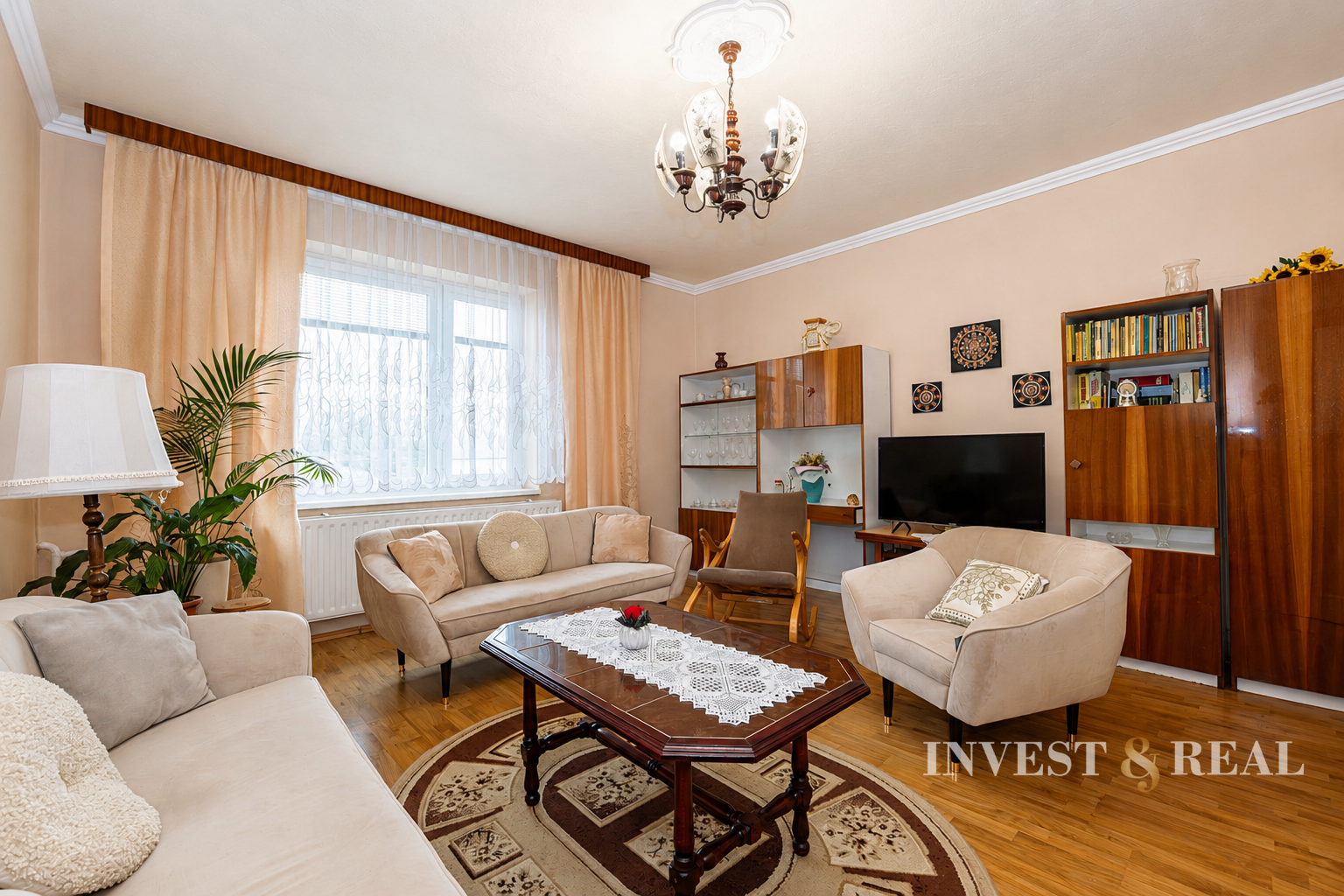 Rodinný dom s veľkorysým pozemkom | 2 330 m² | Nižný Lanec