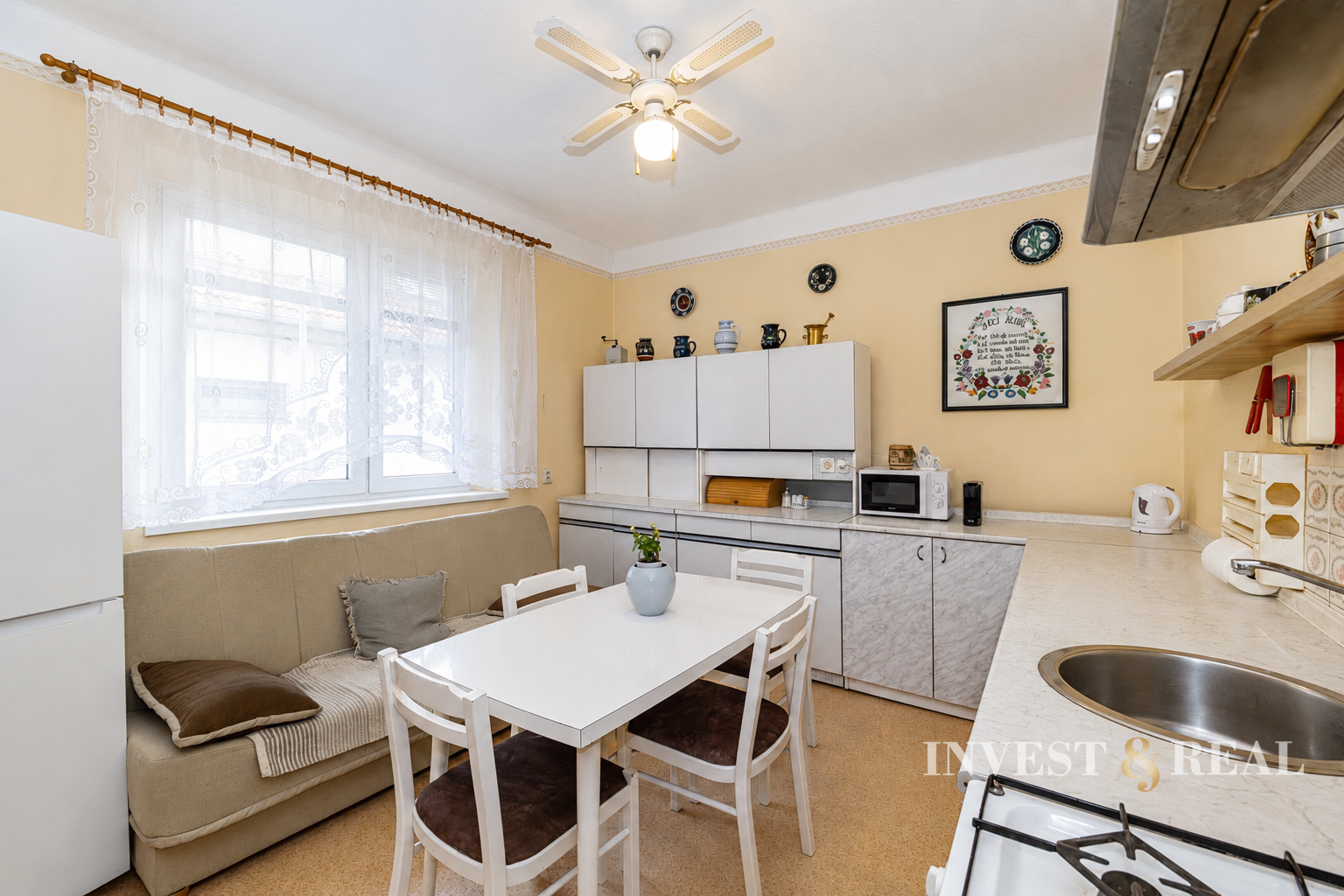 Rodinný dom s veľkorysým pozemkom | 2 330 m² | Nižný Lanec