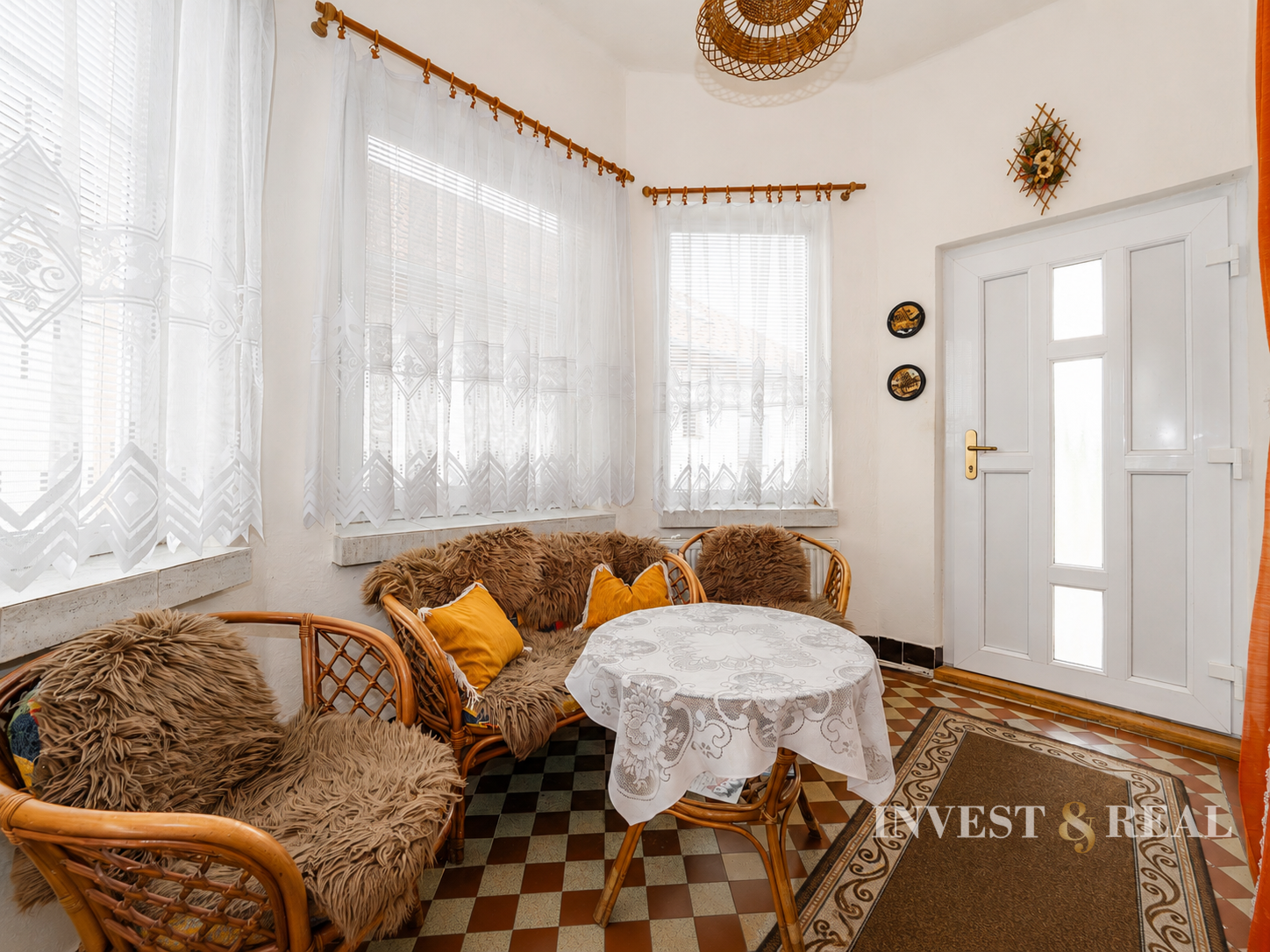 Rodinný dom s veľkorysým pozemkom | 2 330 m² | Nižný Lanec