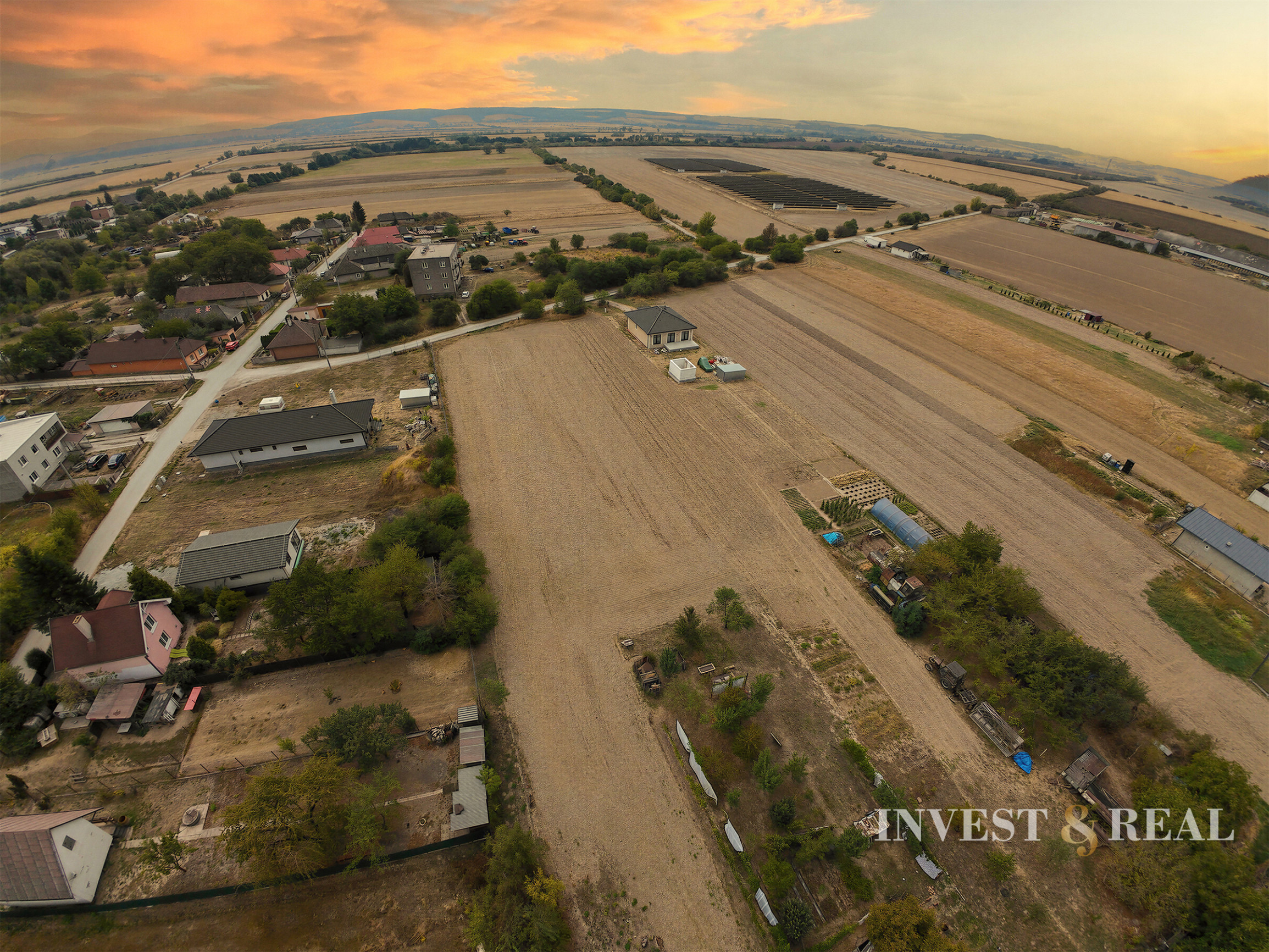 Priestor pre veľké plány | 2 930 m² | Gomboš