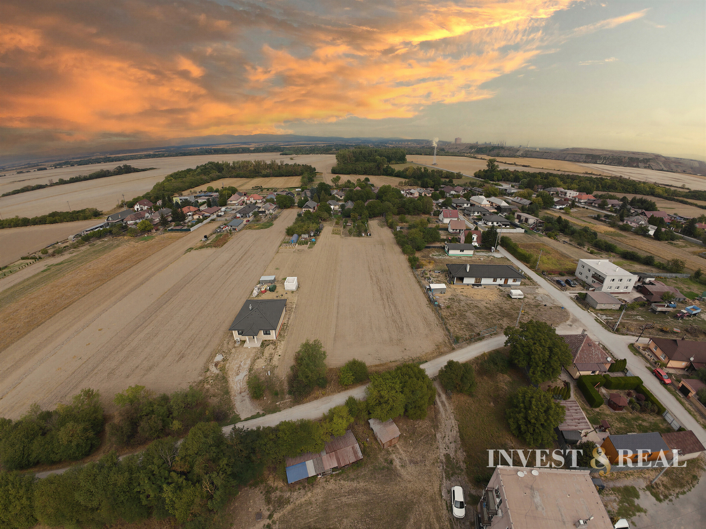 Priestor pre veľké plány | 2 930 m² | Gomboš