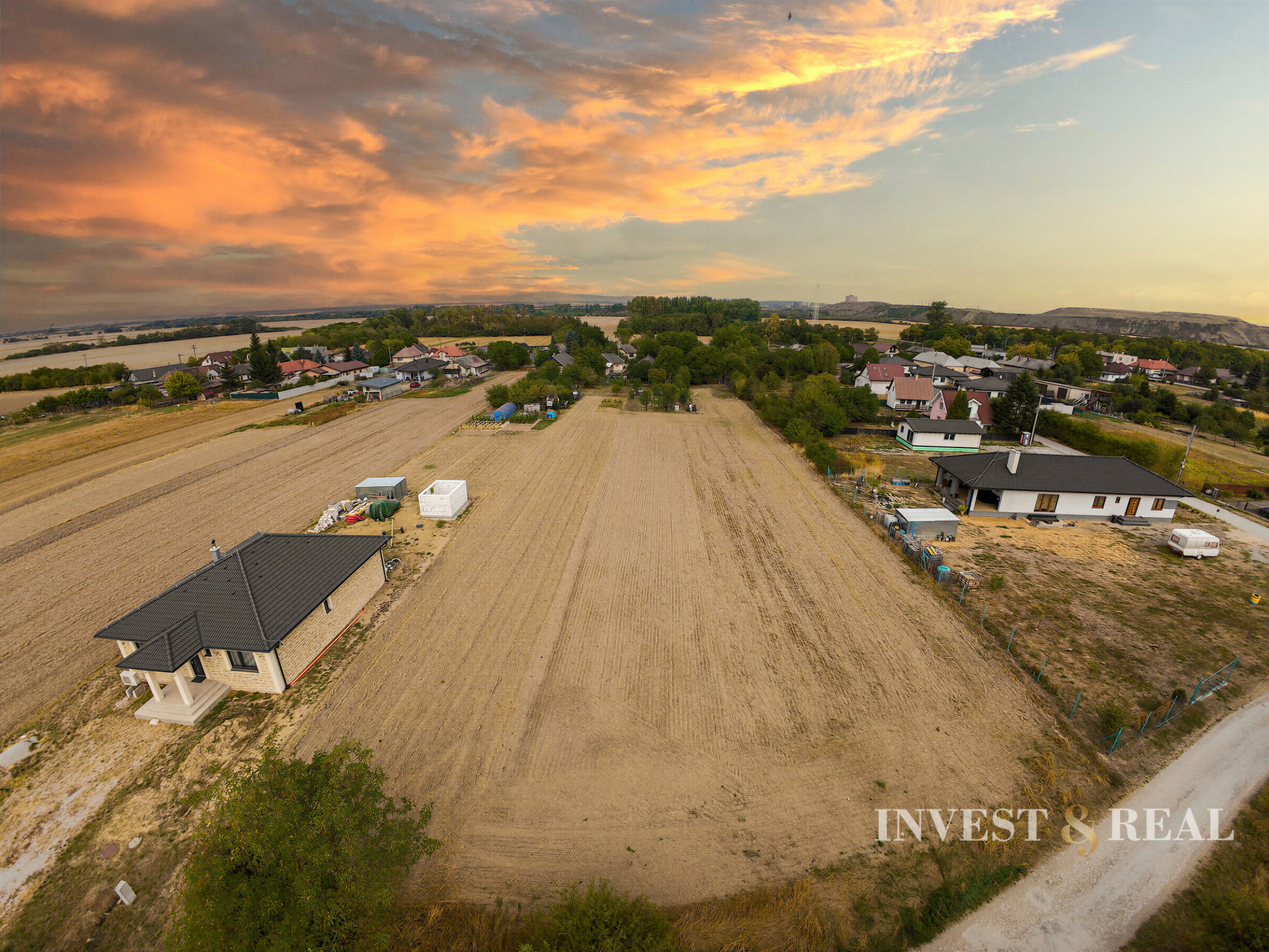Priestor pre veľké plány | 2 930 m² | Gomboš