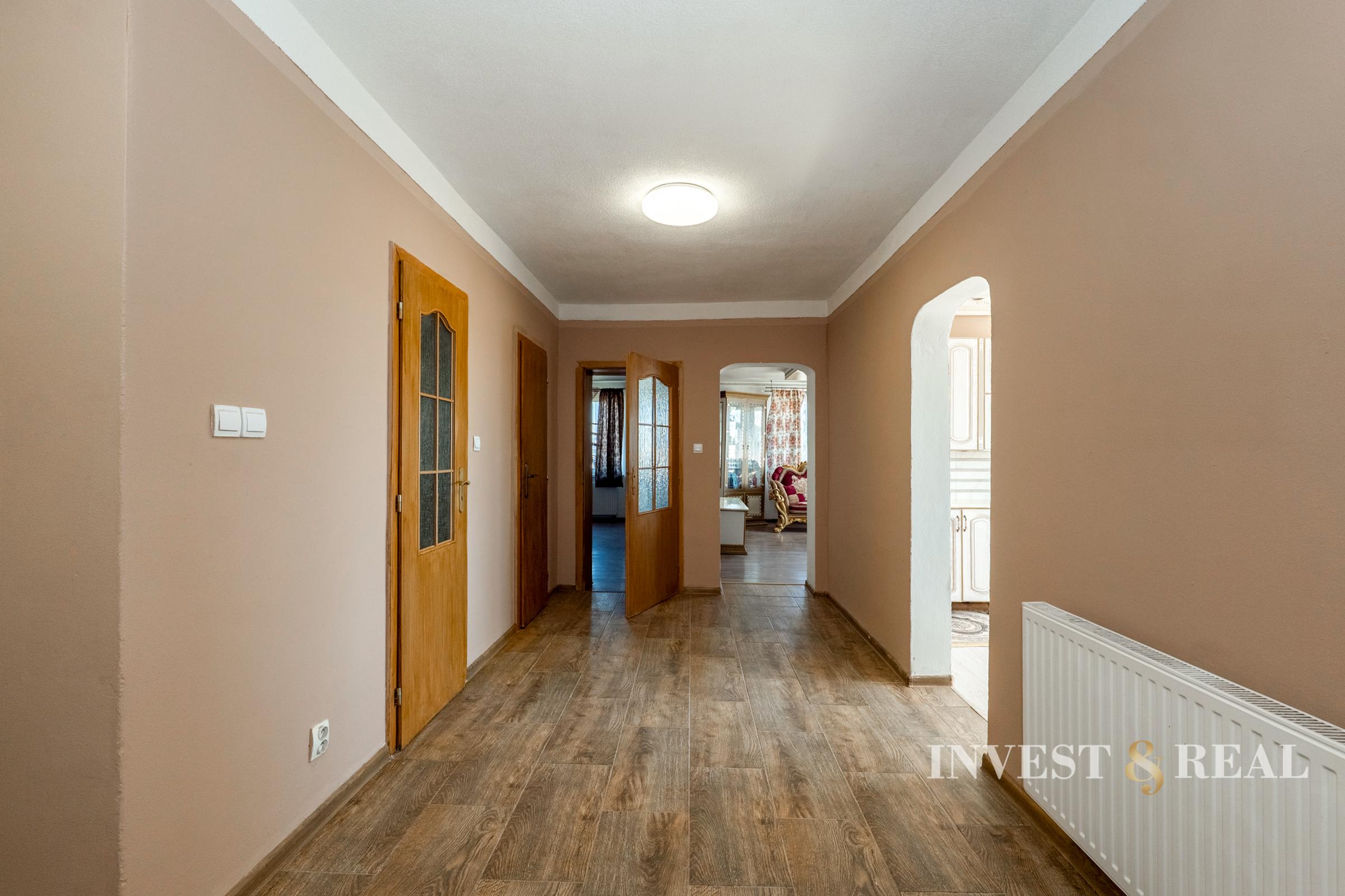 5-izbový dom s veľkorysým priestorom | Valaliky